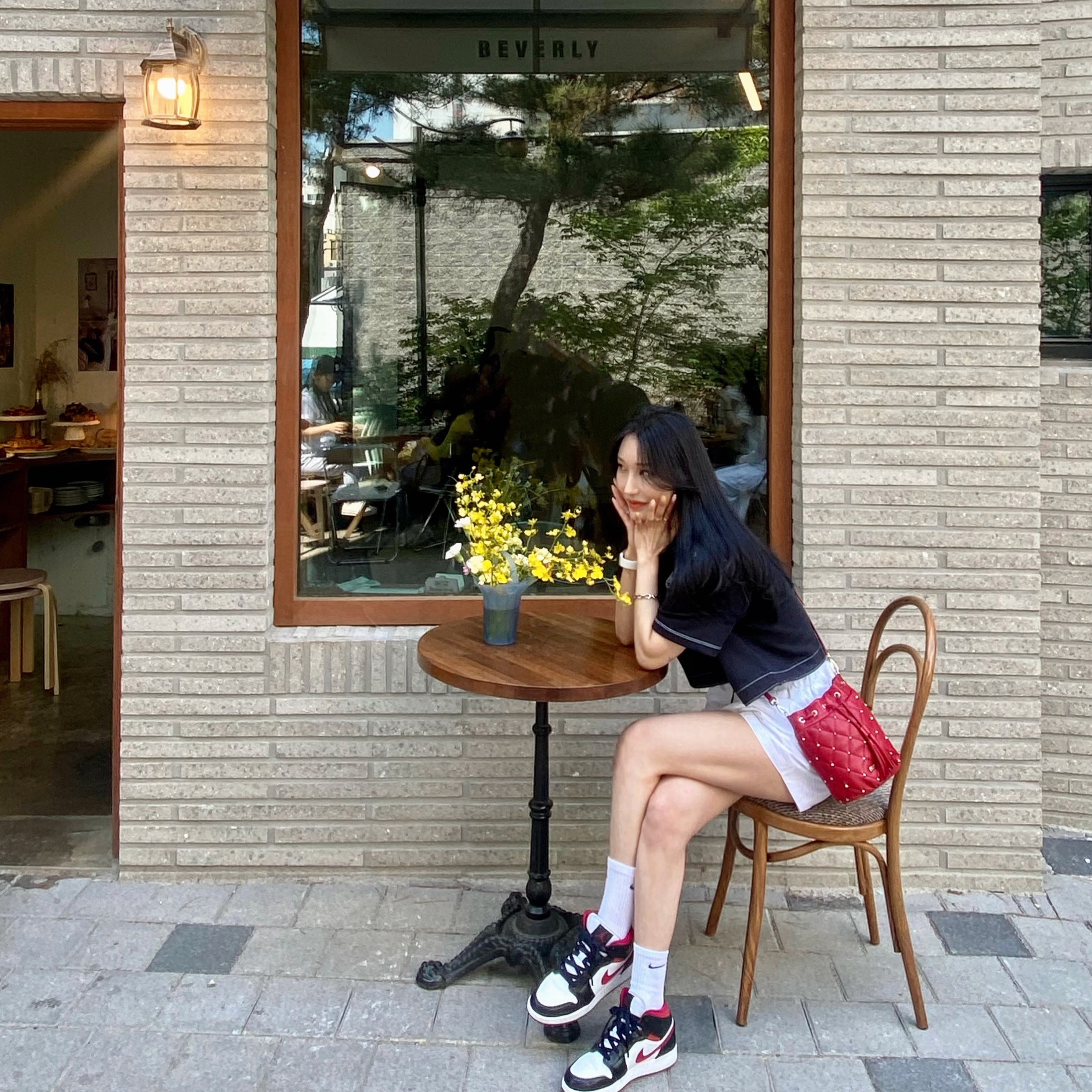 (GS) Jordan 1 Mid Gym Red Black White 착용 스타일