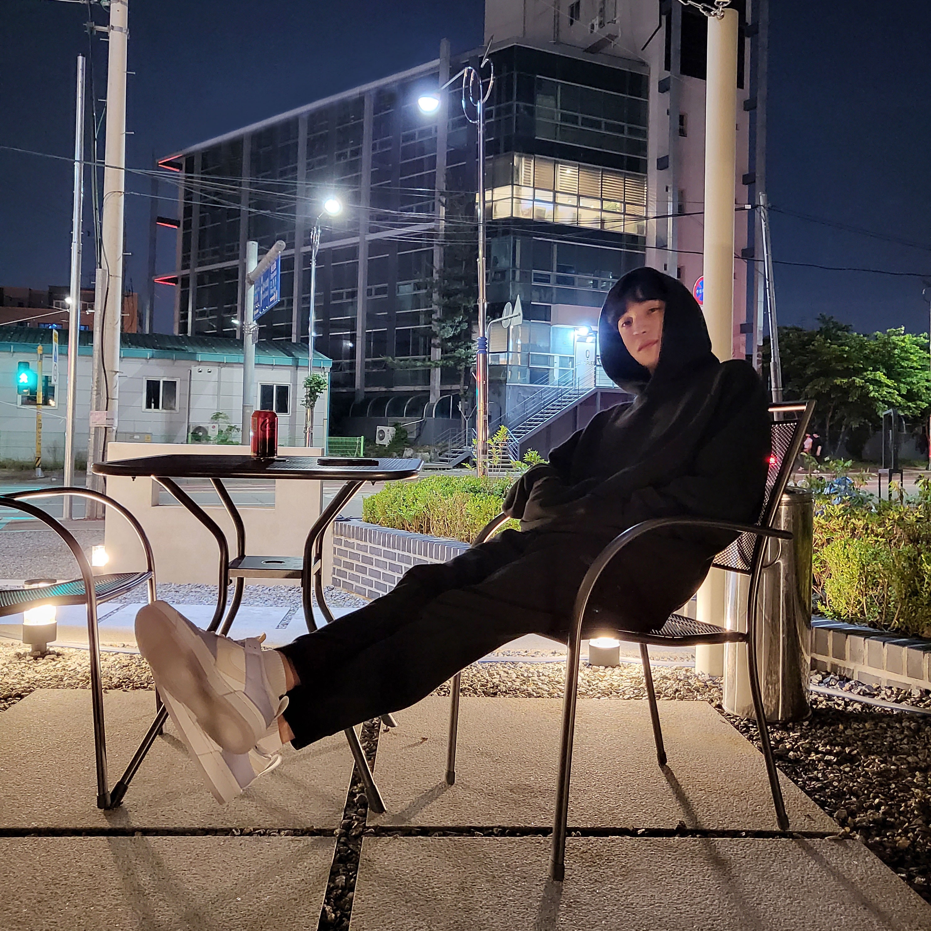 Essentials Pull-Over Hoodie Black - 21SS, (W) Nike Dunk Low Disrupt Summit White Ghost 착용 스타일 - 2
