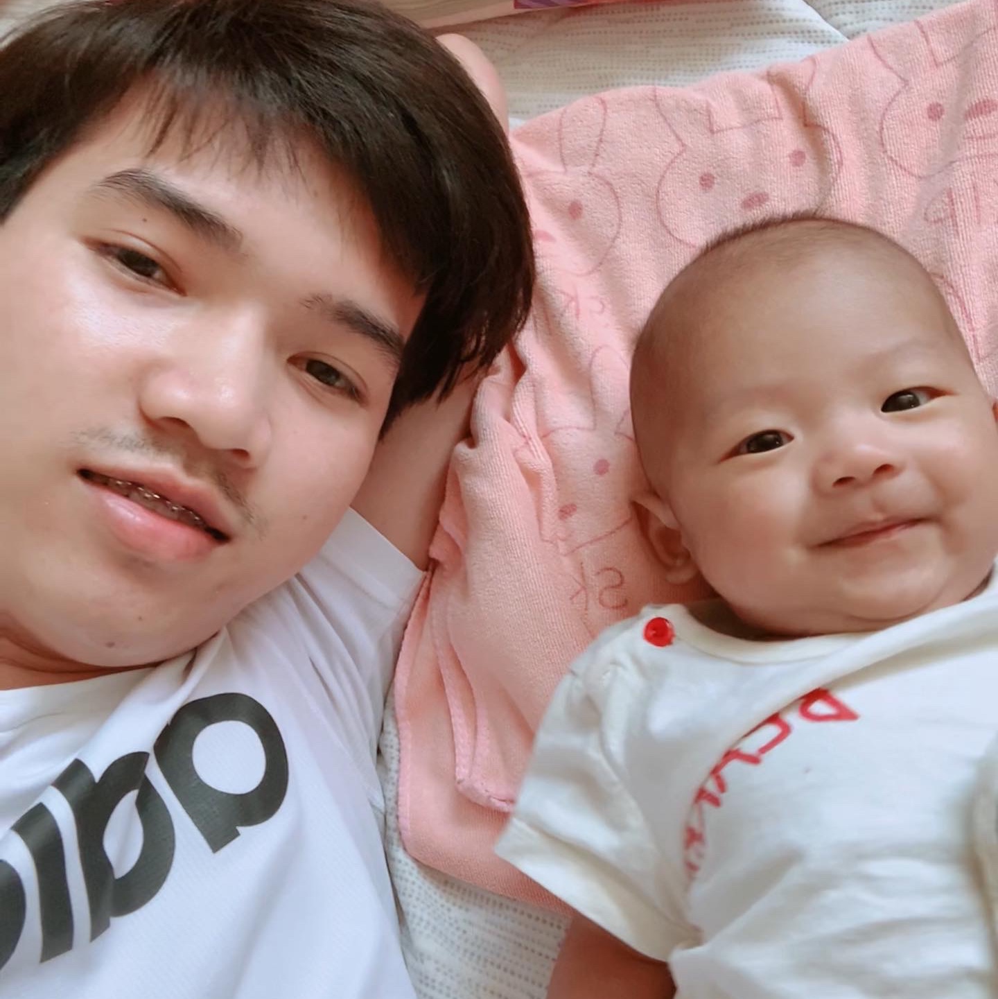 BOONSAI AEKKARAT님의 스타일