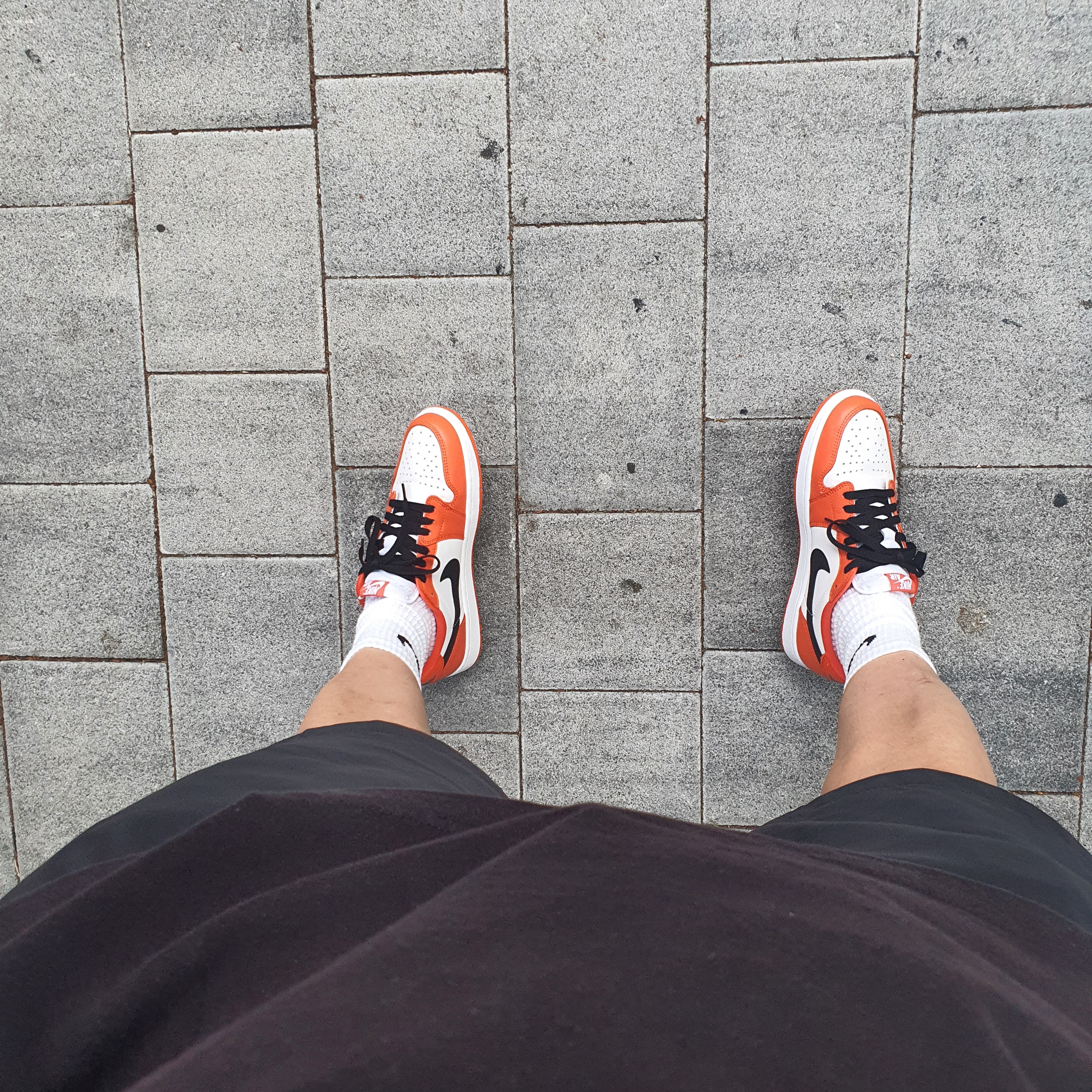 Jordan 1 Low OG Starfish 착용 스타일
