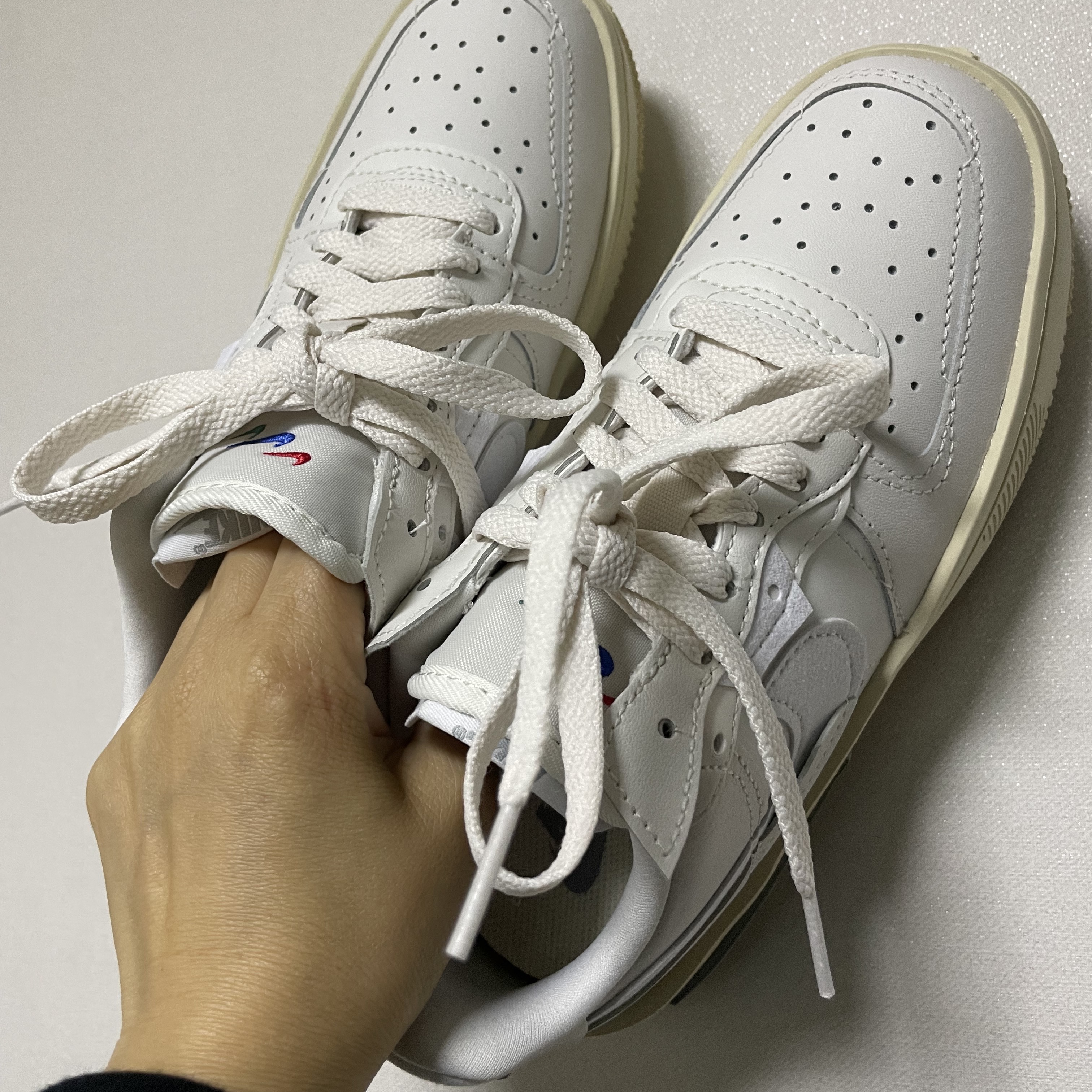 (W) Nike Air Force 1 Fontanka Phantom 착용 스타일 - 1
