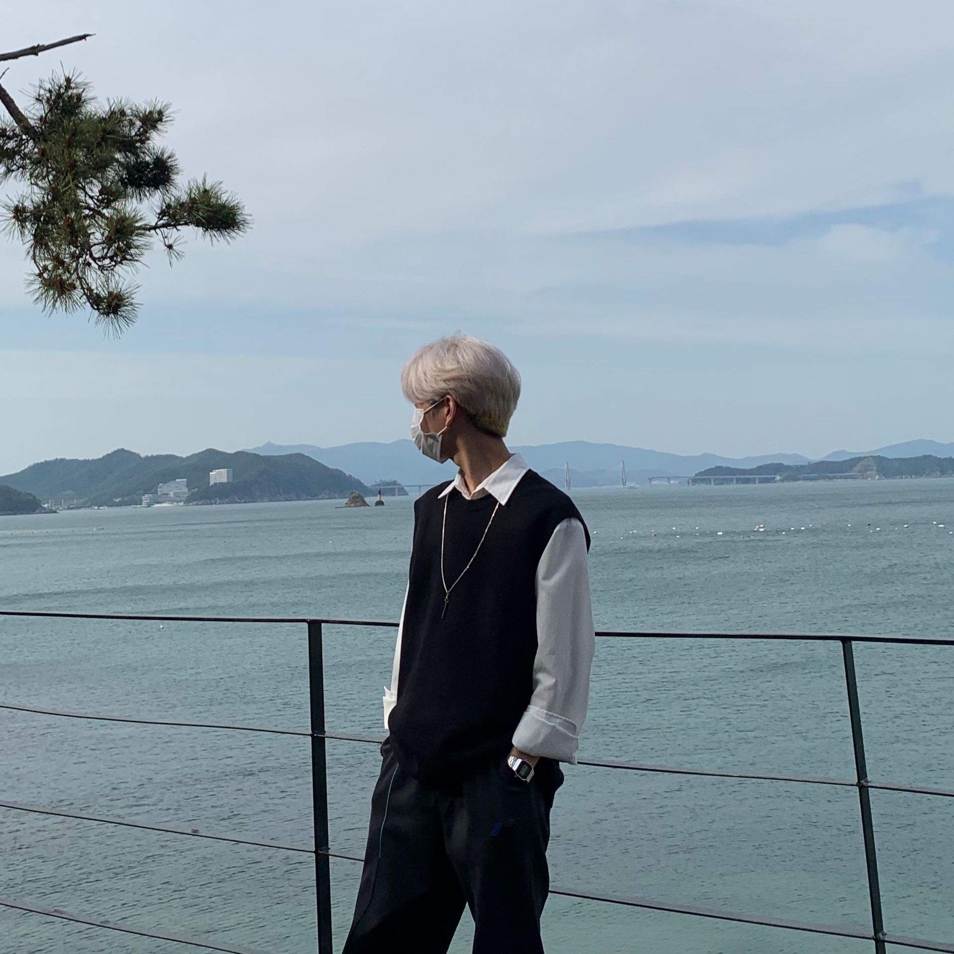 Zara x Ader Error Jogger Pants Dark Anthracite Grey, Casio A-159WA-N1 착용 스타일