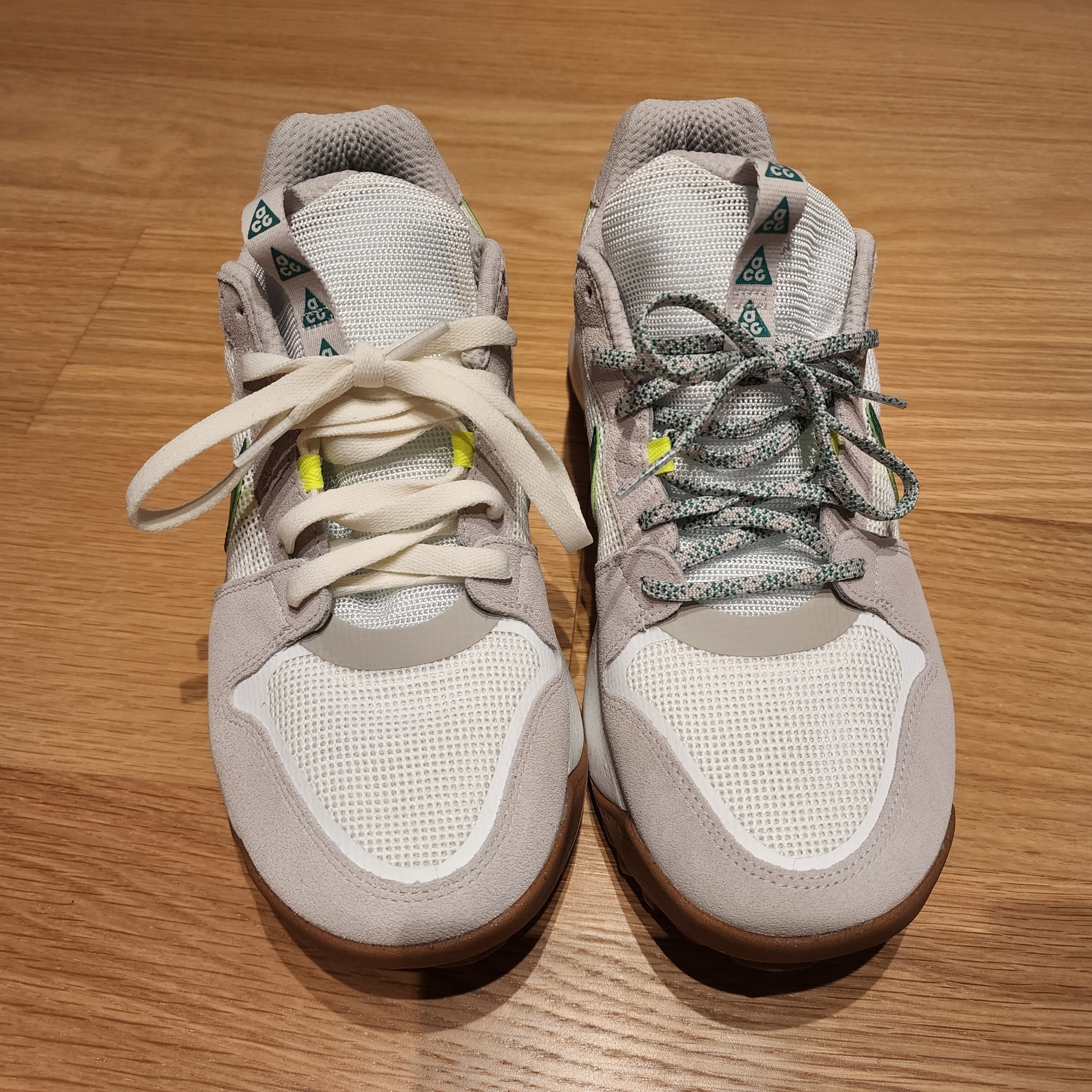Nike ACG Lowcate Light Iron Ore 착용 스타일