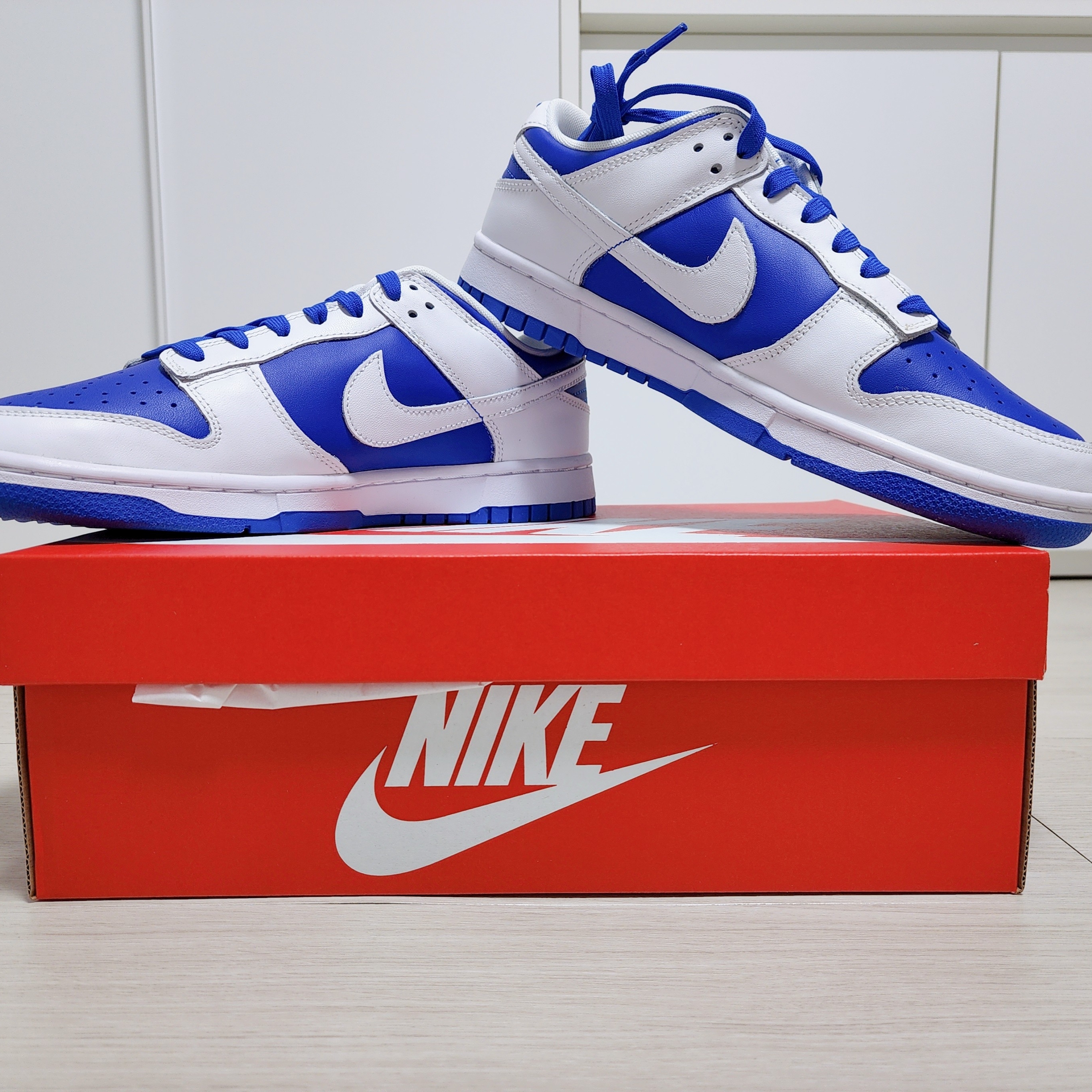 Nike Dunk Low Retro Racer Blue and White 착용 스타일 - 1