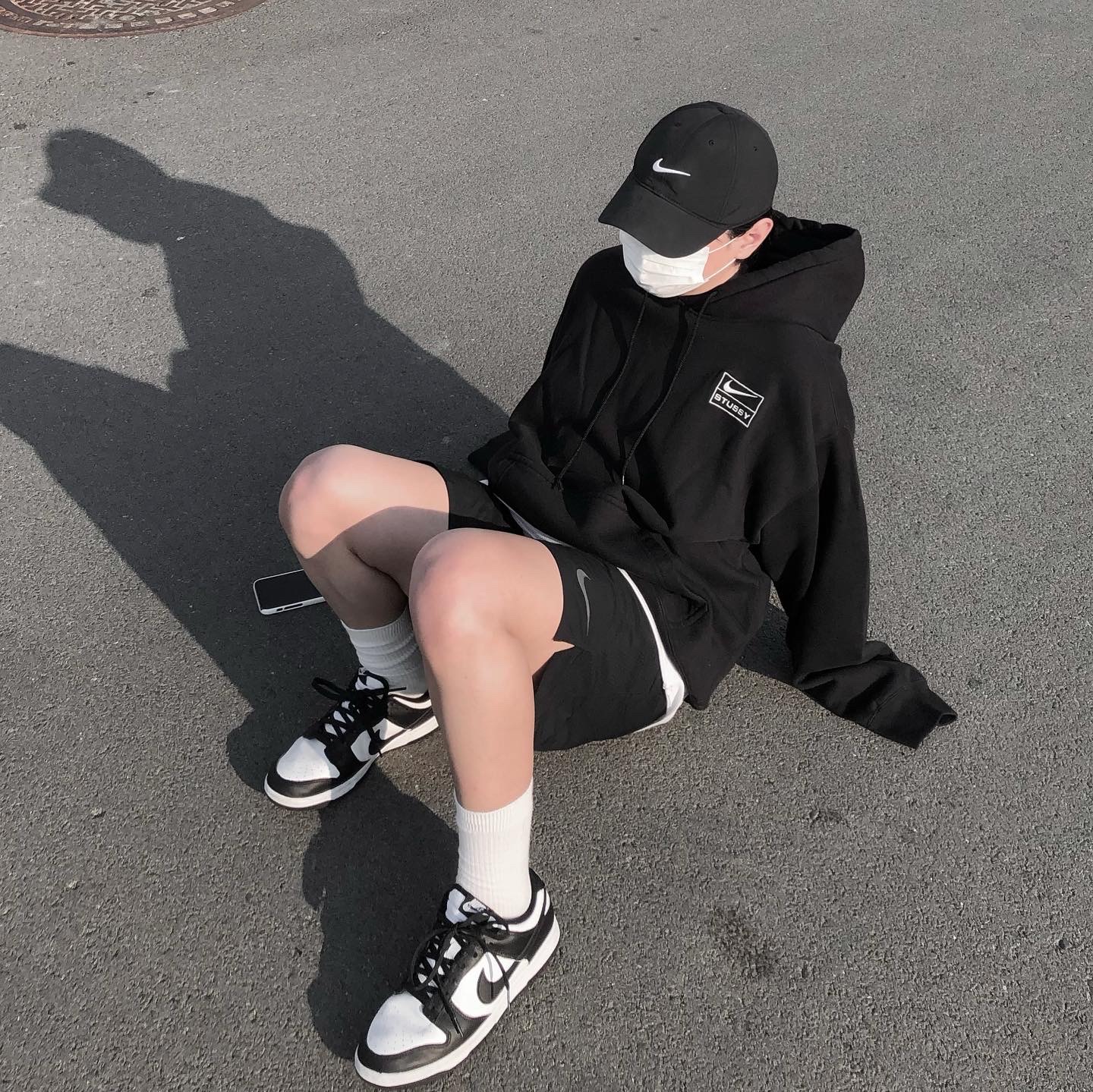 Nike x Stussy NRG RA Washed Pullover Hoodie Black (DN4028-010), Nike Dunk Low Retro Black 착용 스타일 - 2