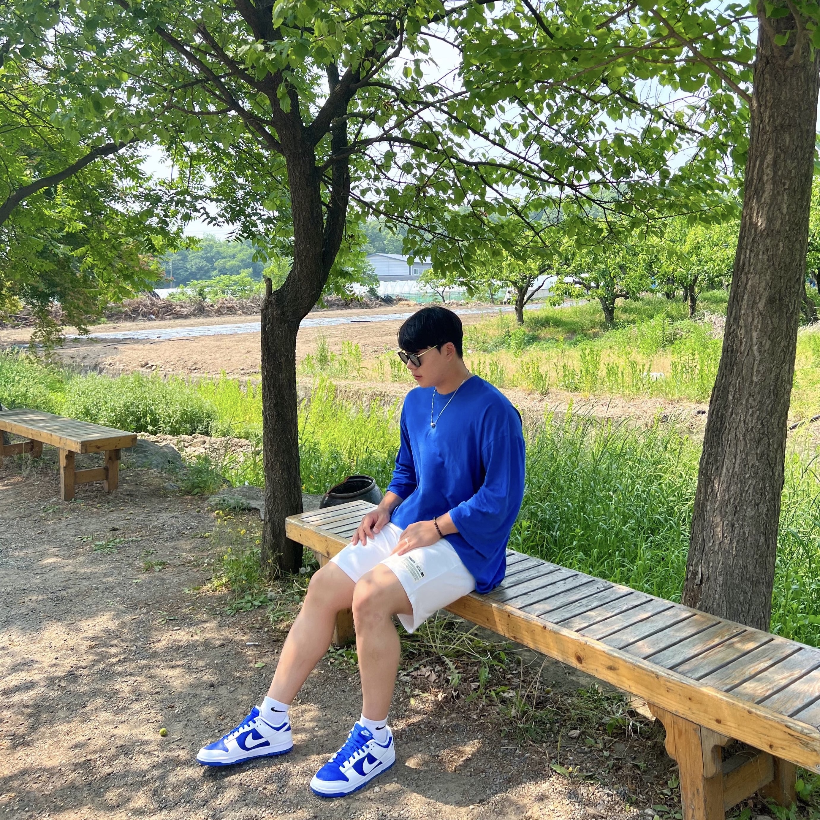 Nike Dunk Low Retro Racer Blue and White 착용 스타일