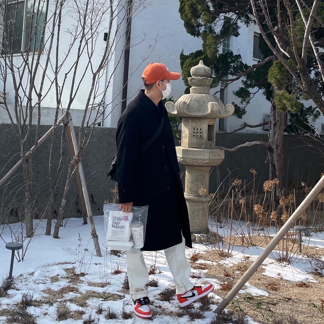 Jordan 1 Low OG Starfish 착용 스타일 - 1