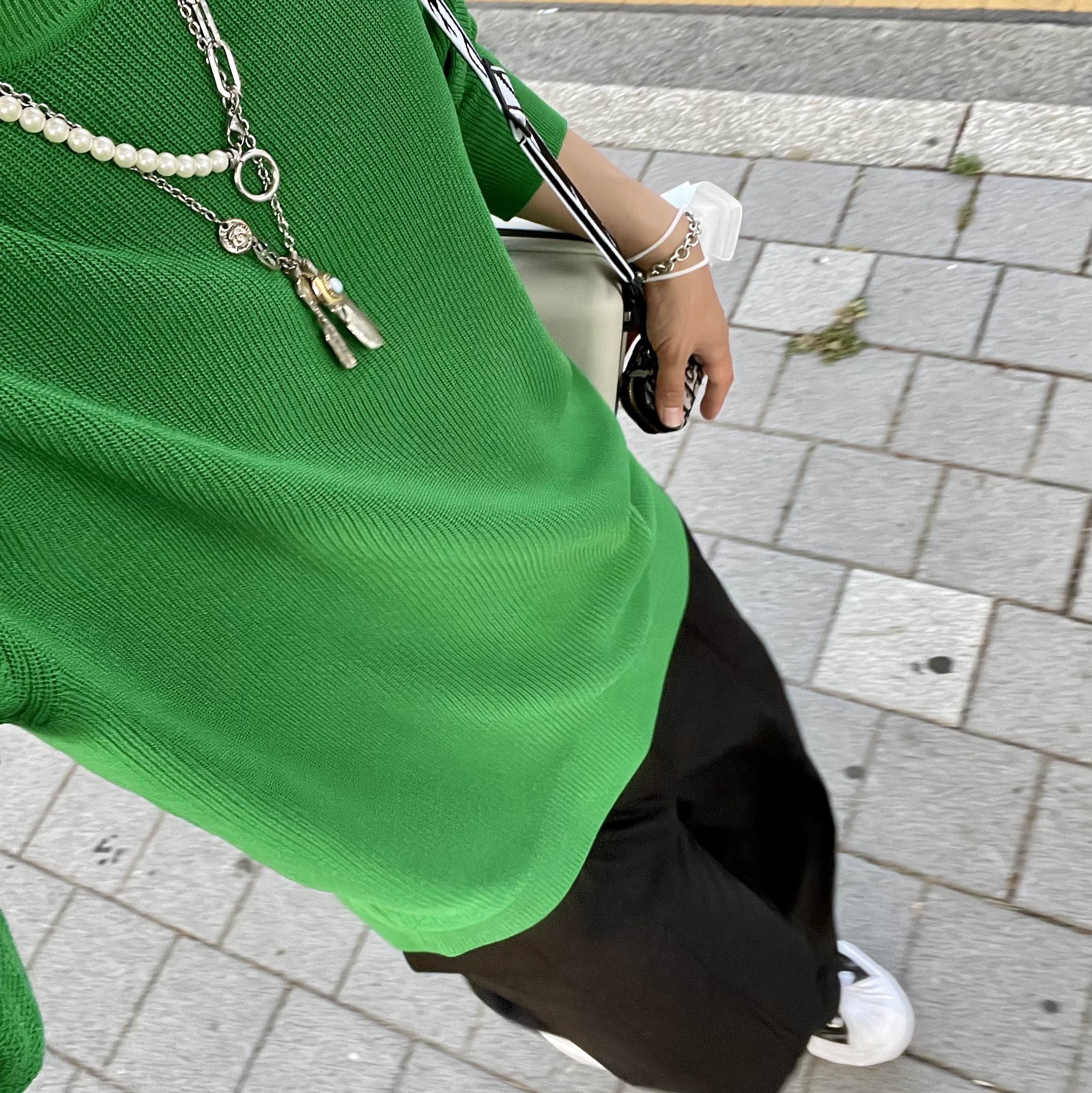 Off-White x Amore Pacific Protection Box (Without Cosmetics), Maison Mihara Yasuhiro Blakey OG Sole Canvas Low-top Sneakers Black White 착용 스타일