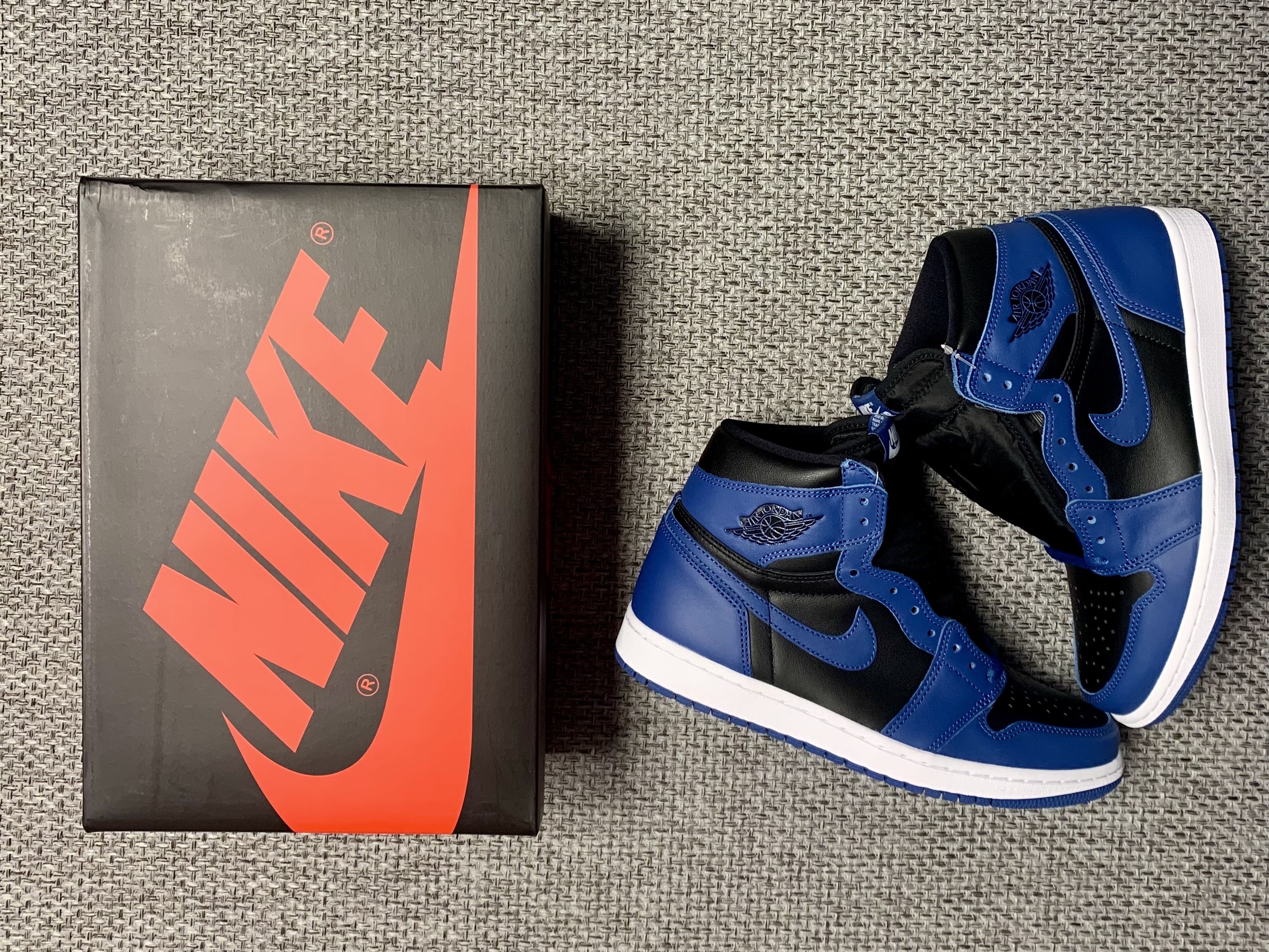 Jordan 1 Retro High OG Dark Marina Blue 착용 스타일