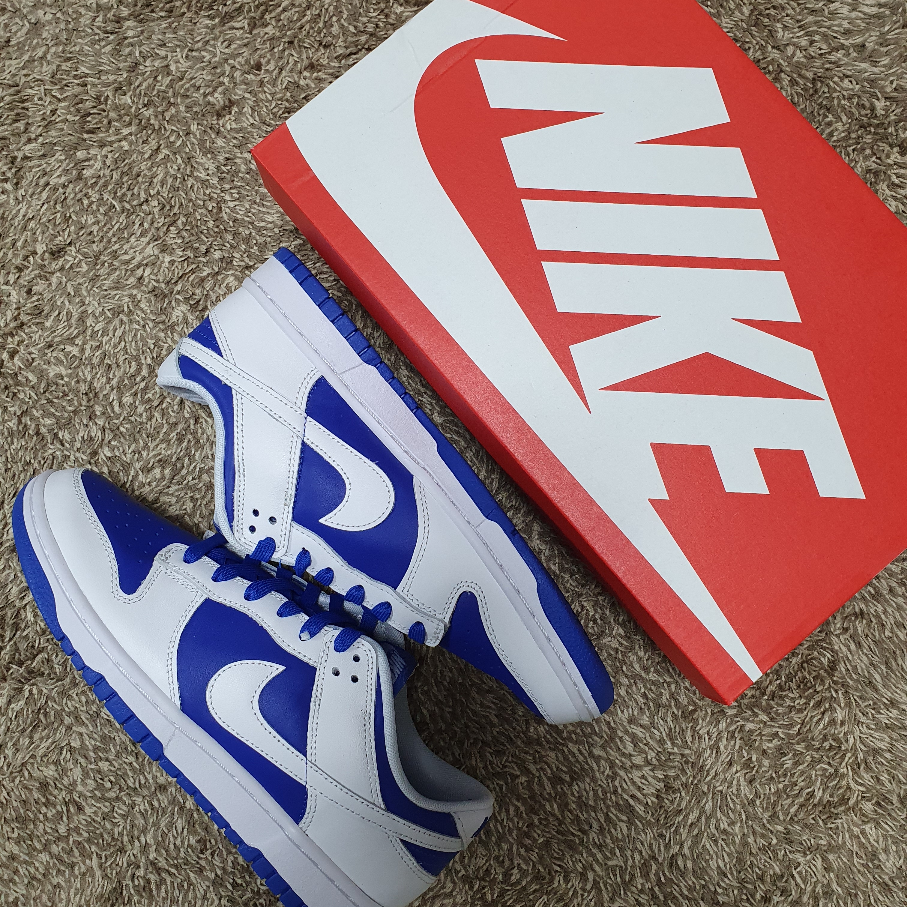 Nike Dunk Low Retro Racer Blue and White 착용 스타일 - 2