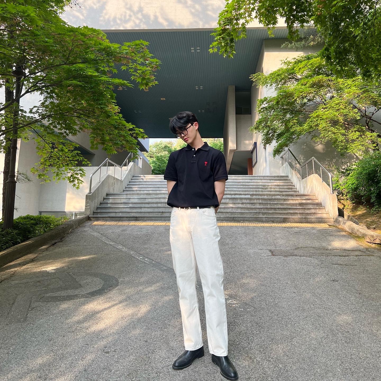 AMI de Coeur Polo Shirt Black 착용 스타일