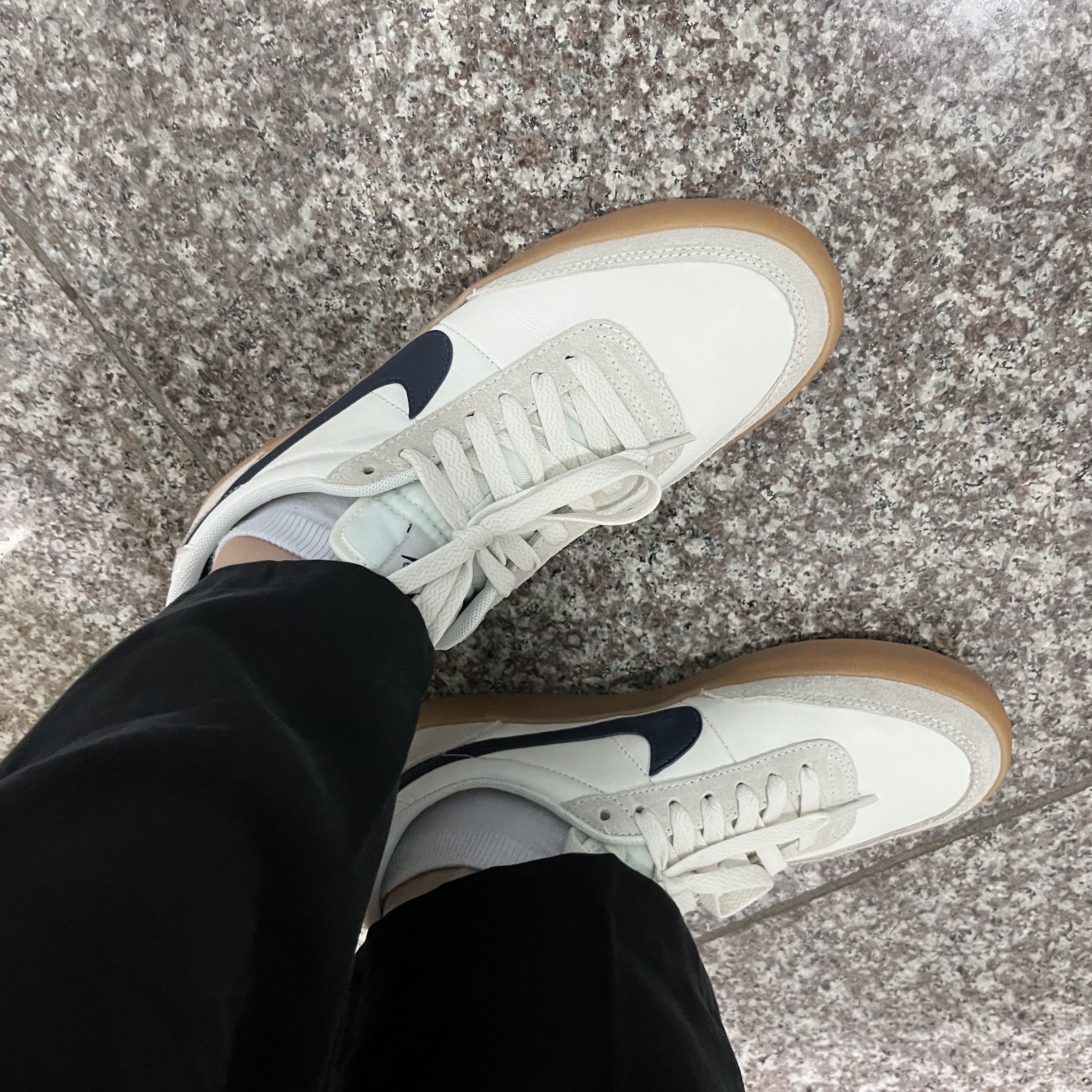 Nike x J.Crew Killshot 2 Sail Midnight Navy 착용 스타일