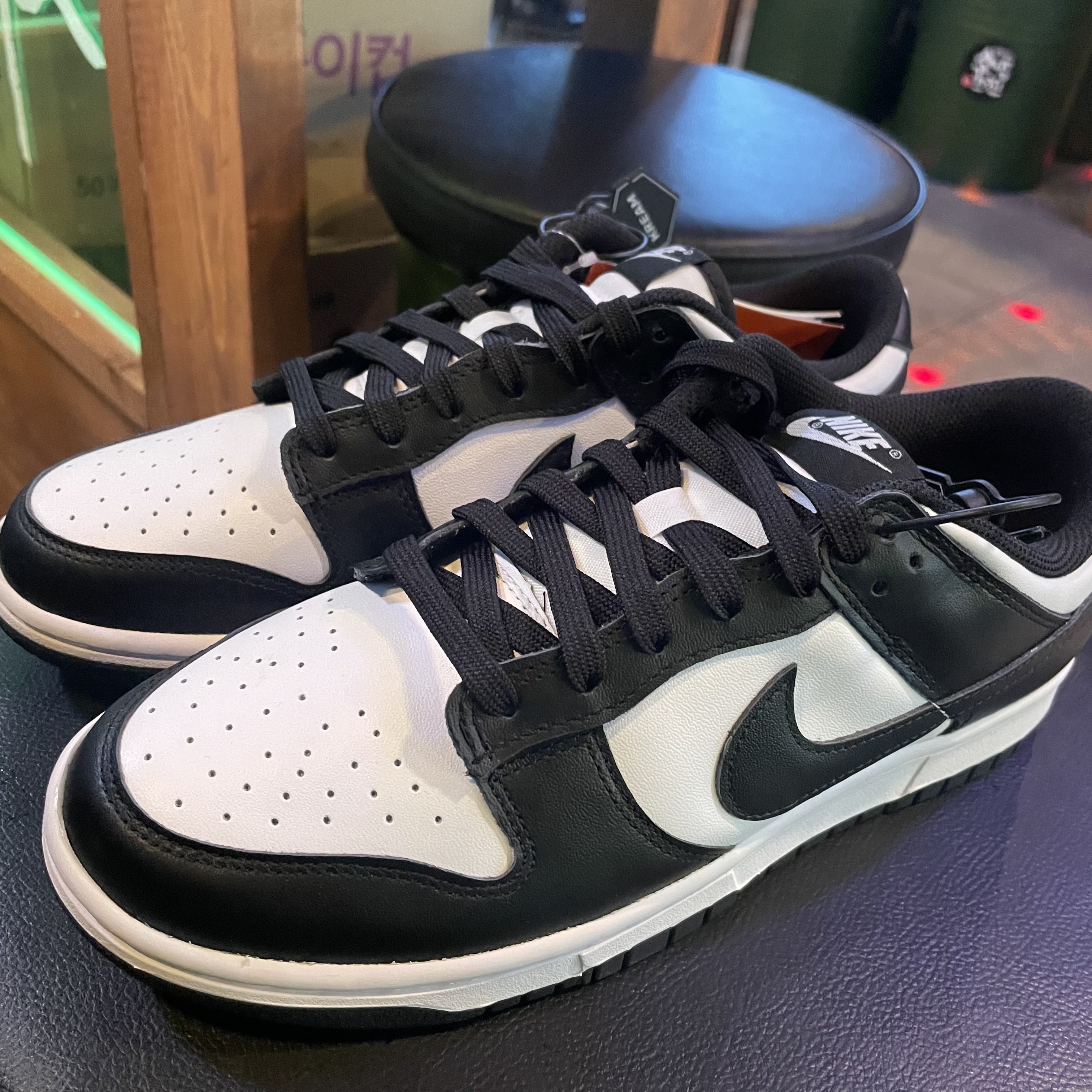 (W) Nike Dunk Low Black 착용 스타일