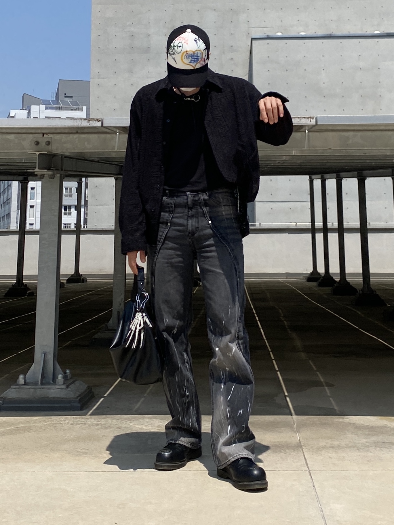 Our Legacy Ladon Leather Keychain Black, Dr. Martens x Raf Simons Keaton II Steel Toe Black 착용 스타일 - 2