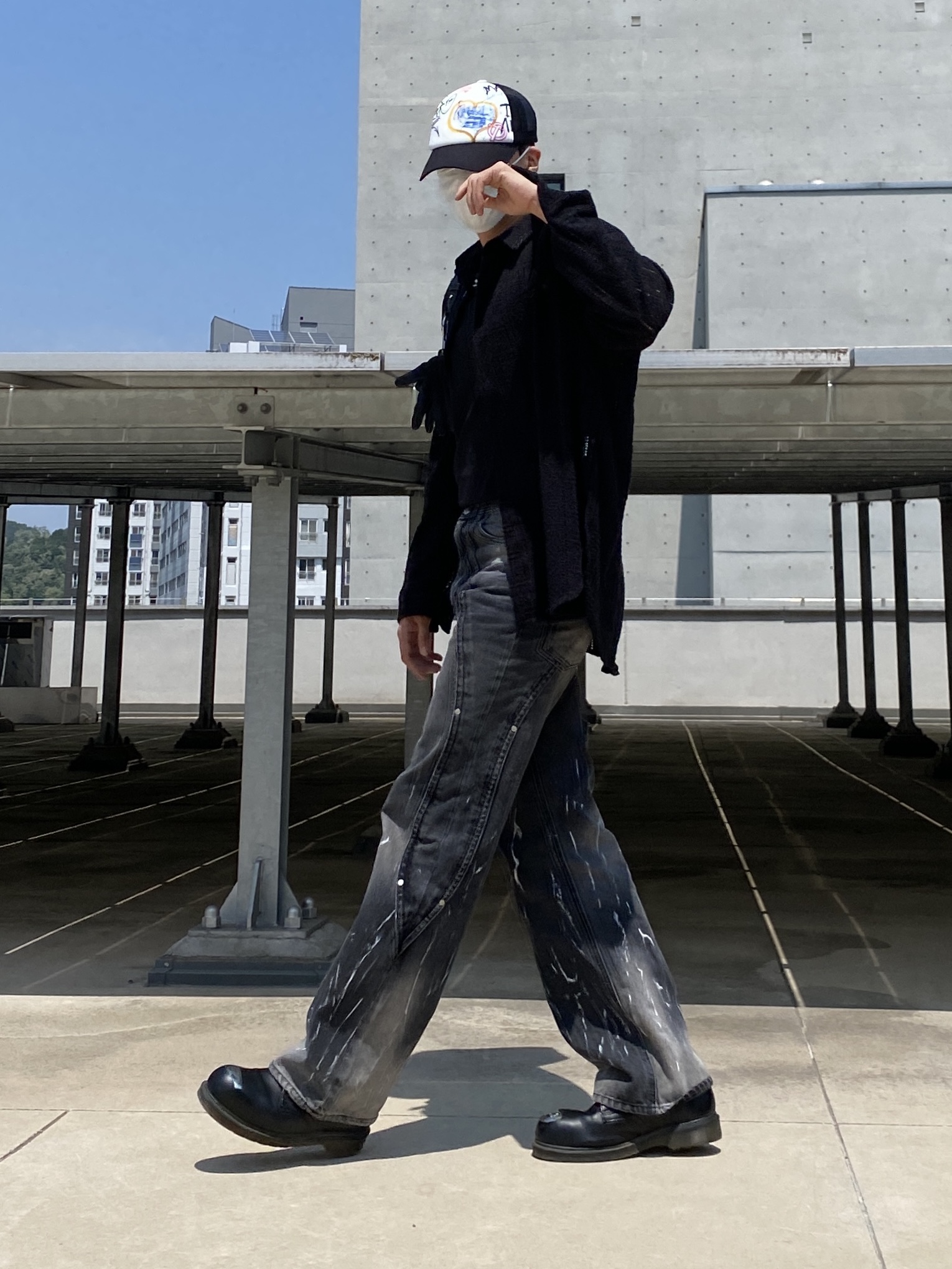 Our Legacy Ladon Leather Keychain Black, Dr. Martens x Raf Simons Keaton II Steel Toe Black 착용 스타일 - 5