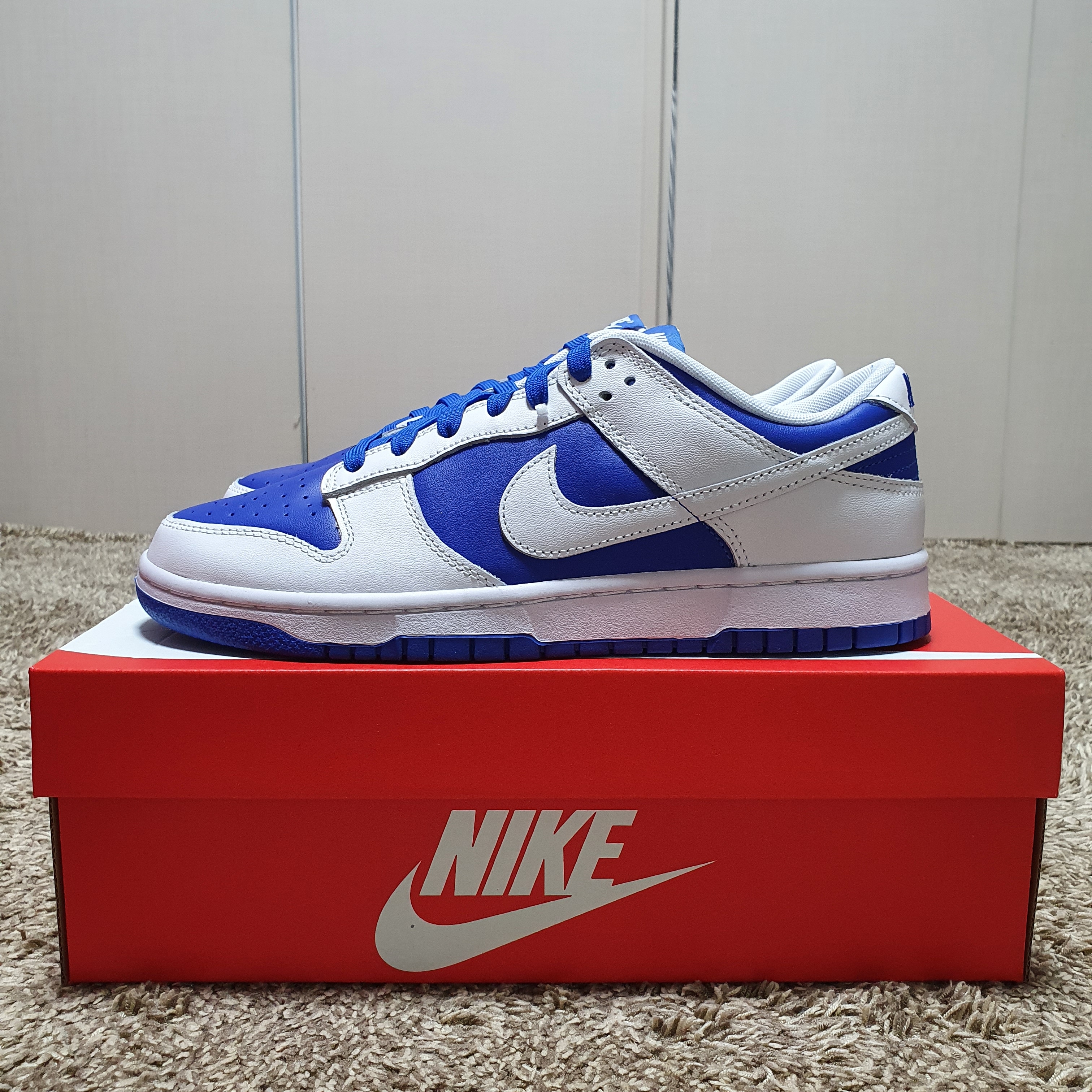 Nike Dunk Low Retro Racer Blue and White 착용 스타일 - 3