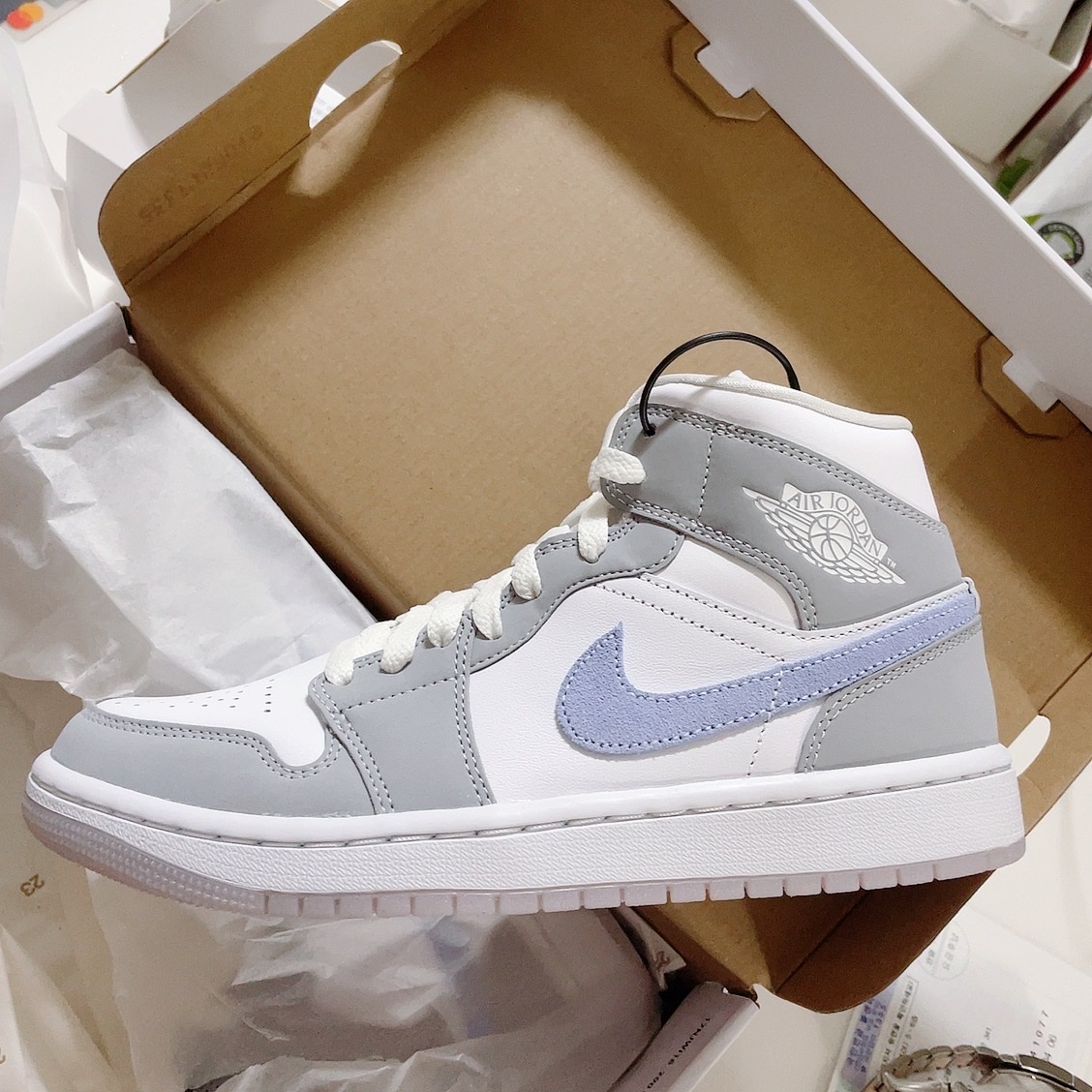 (W) Jordan 1 Mid Wolf Grey 착용 스타일 - 2