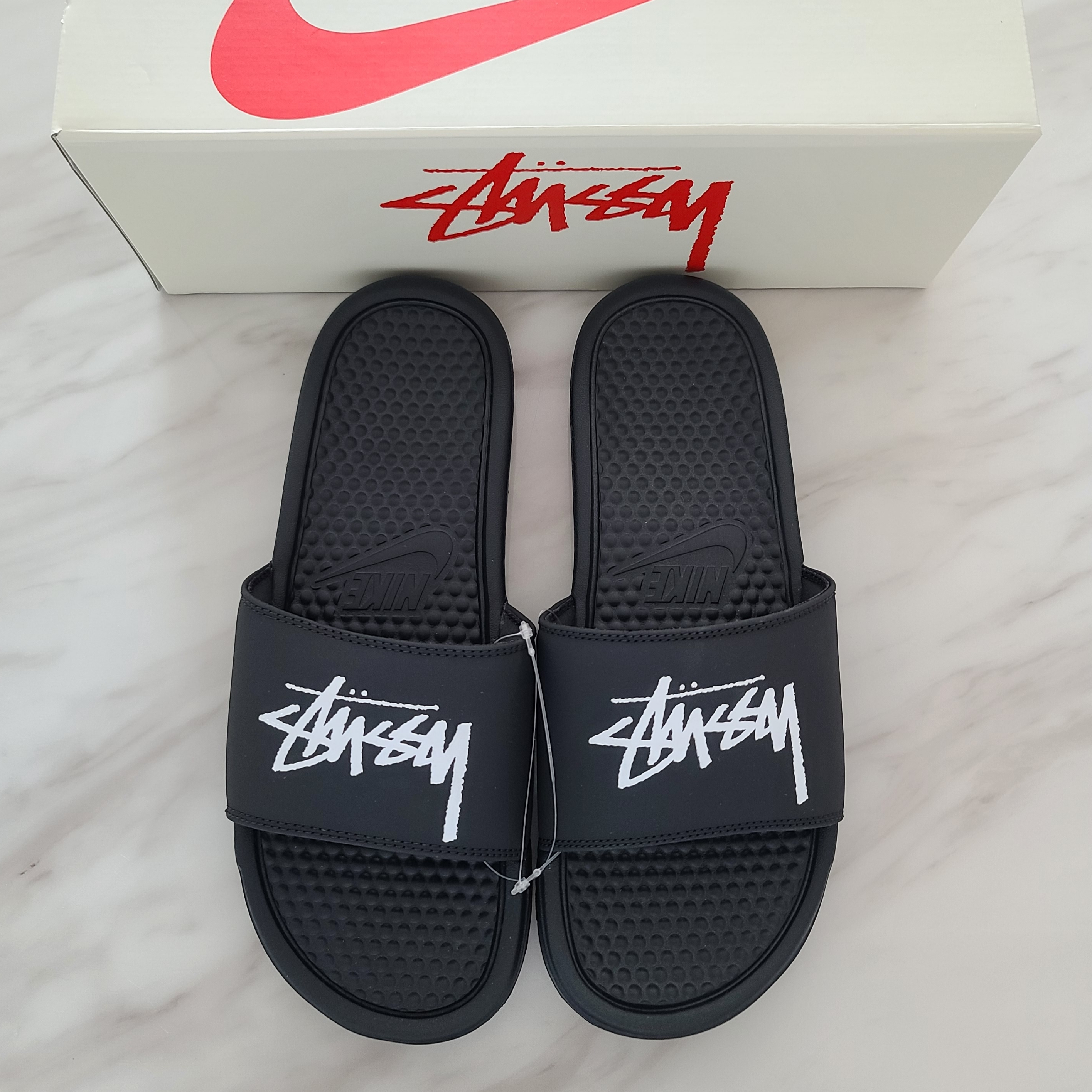 Nike x Stussy Benassi Slide Off Noir 착용 스타일