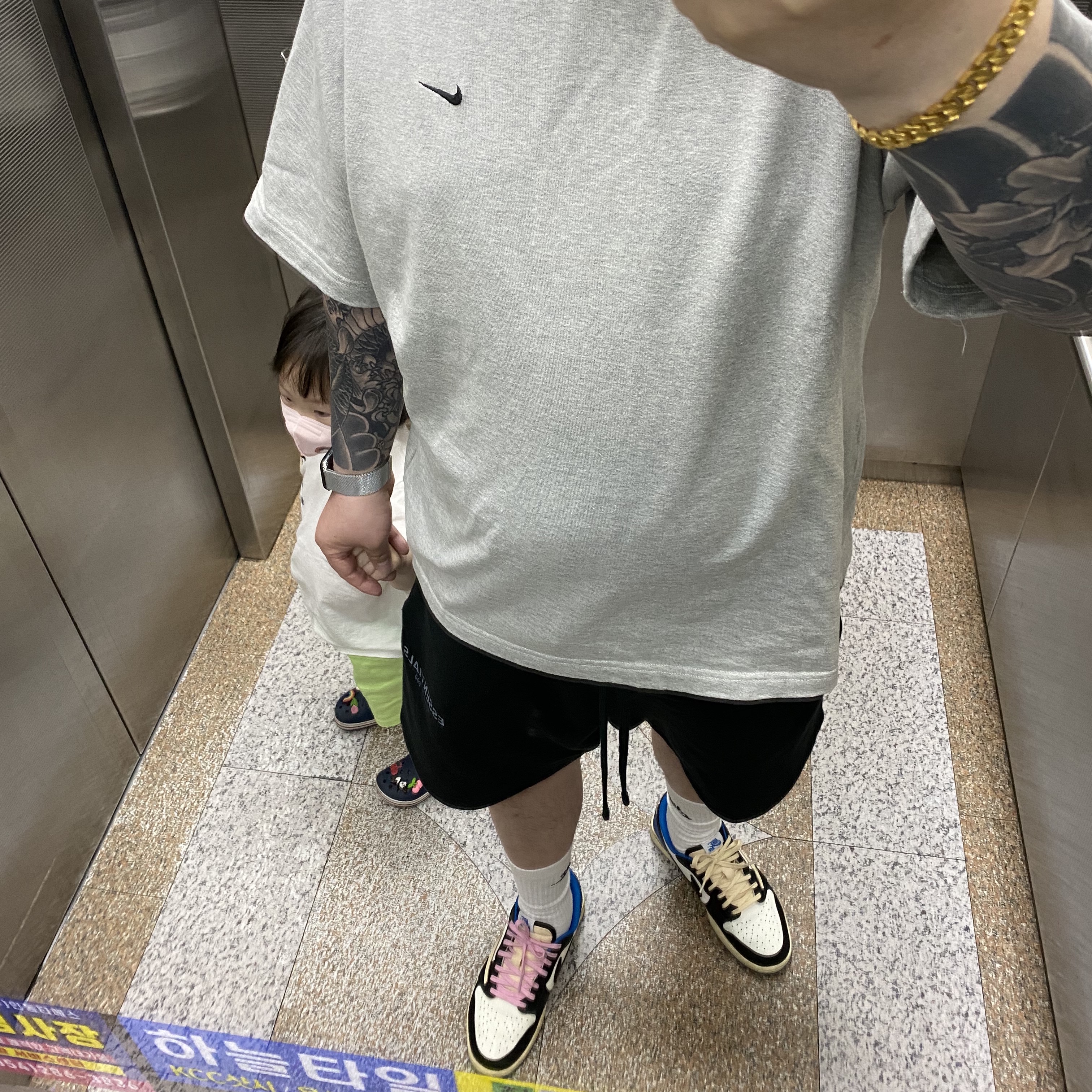 Nike x Kim Jones Oversized T-Shirt Grey Heather - US/EU, Jordan 1 x Travis Scott x Fragment Retro Low OG SP Military Blue 착용 스타일