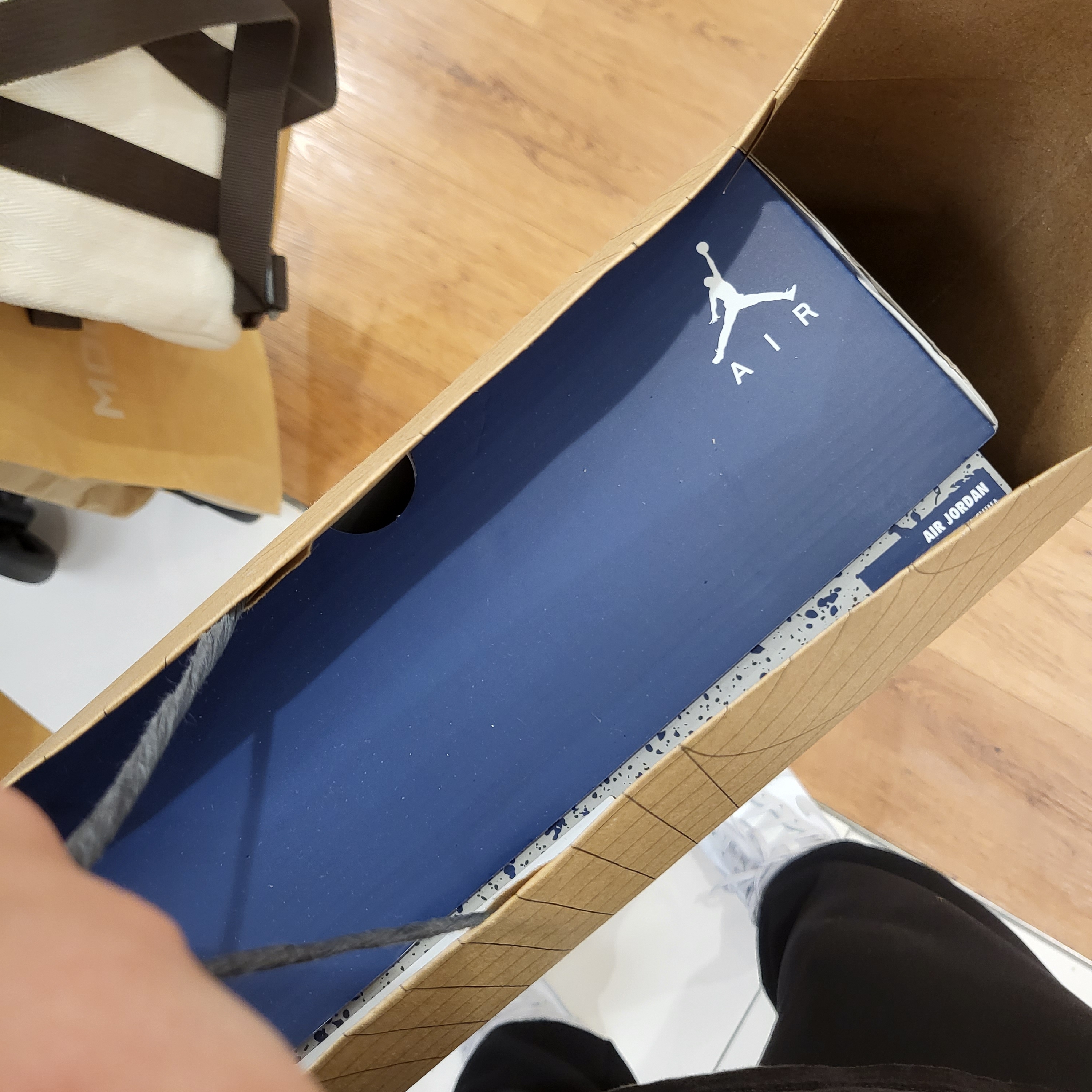Jordan 6 Retro Midnight Navy 착용 스타일 - 2