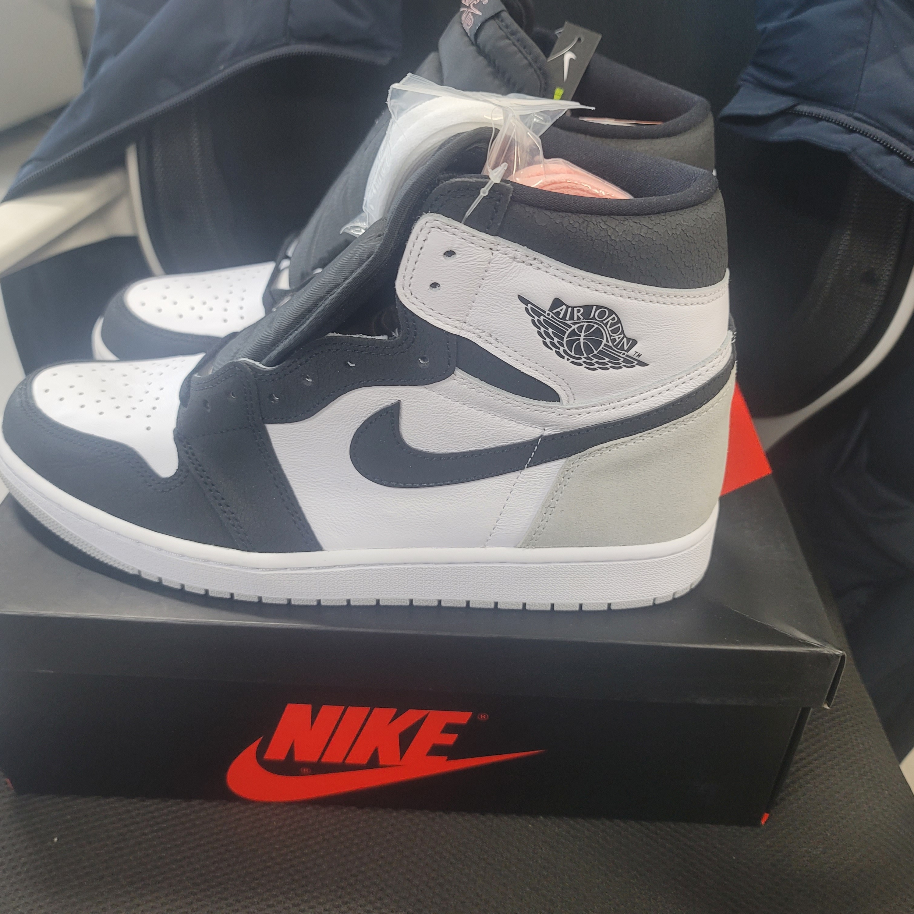 Jordan 1 Retro High OG Bleached Coral 착용 스타일 - 3