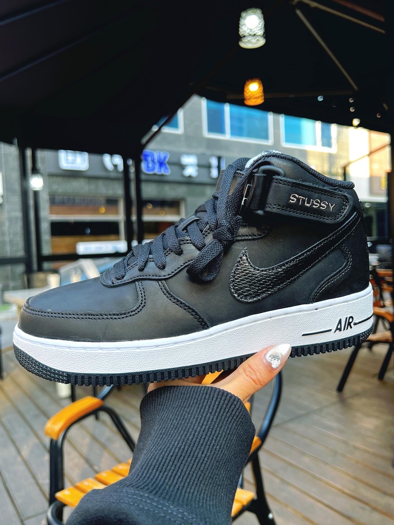 Nike x Stussy Air Force 1 '07 Mid SP Black, Nike x Stussy Benassi Slide Sail 착용 스타일 - 2