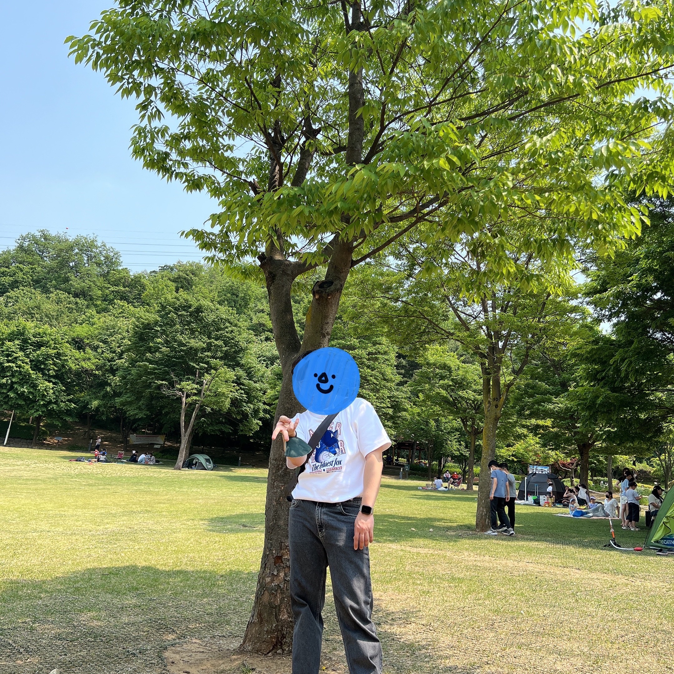 Nike Dunk Low SE Seoul, Maison Kitsune x Ader Error The Bluest Fox T-Shirt White 착용 스타일 - 1