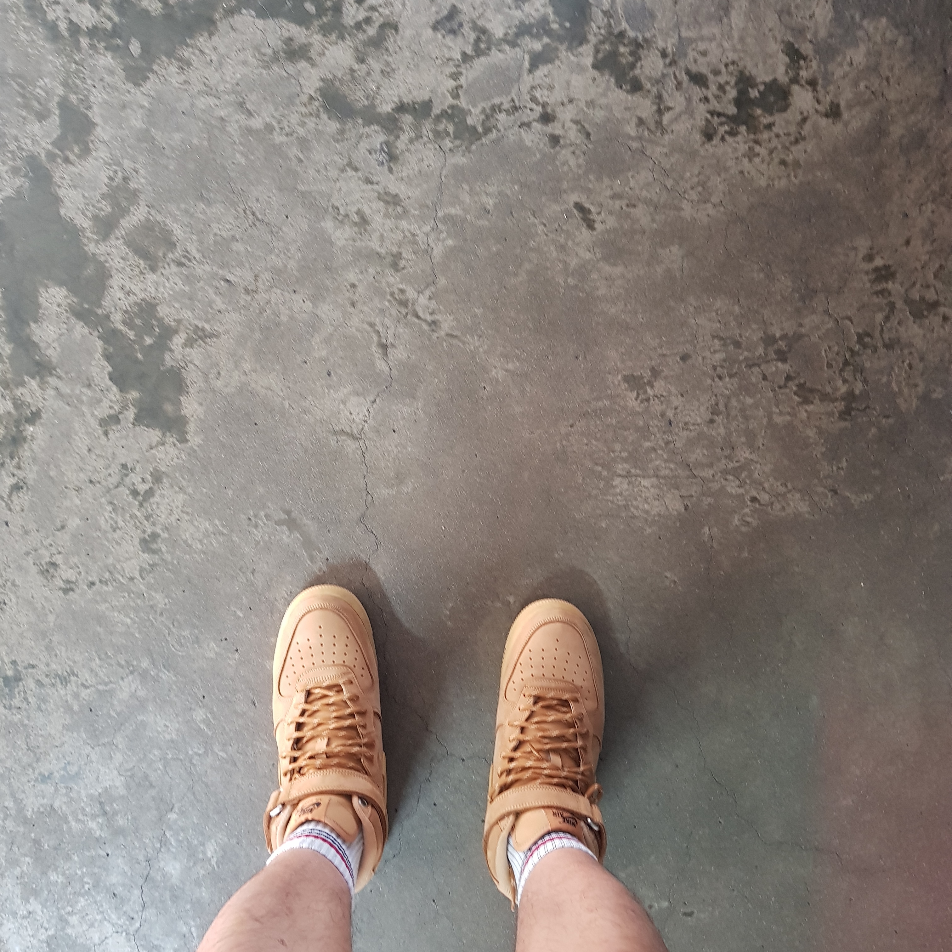 Nike Air Force 1 Mid '07 WB Flax 착용 스타일 - 1