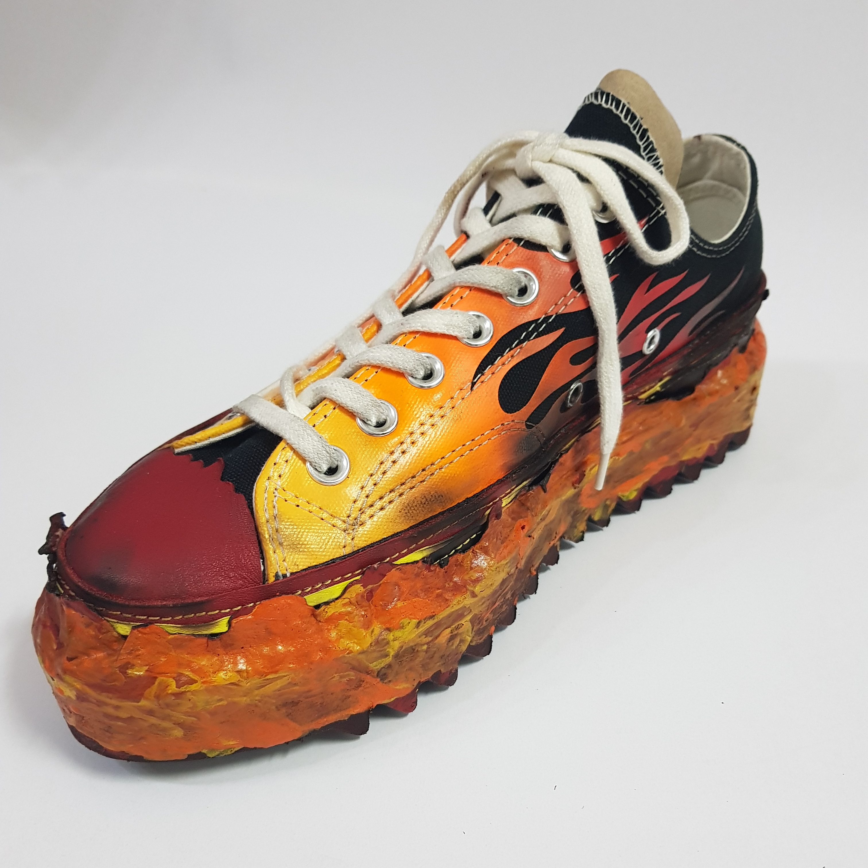 Converse Chuck 70 Ox Archive Print Flames Black, Converse Chuck Taylor All Star High Archive Print - White Flame 착용 스타일 - 1