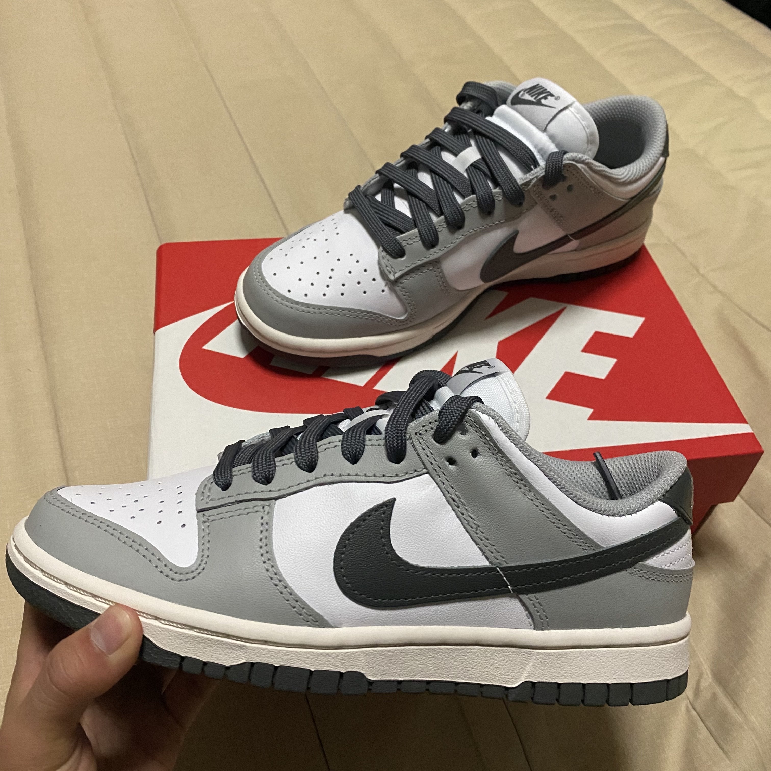 (W) Nike Dunk Low Light Smoke Grey 착용 스타일