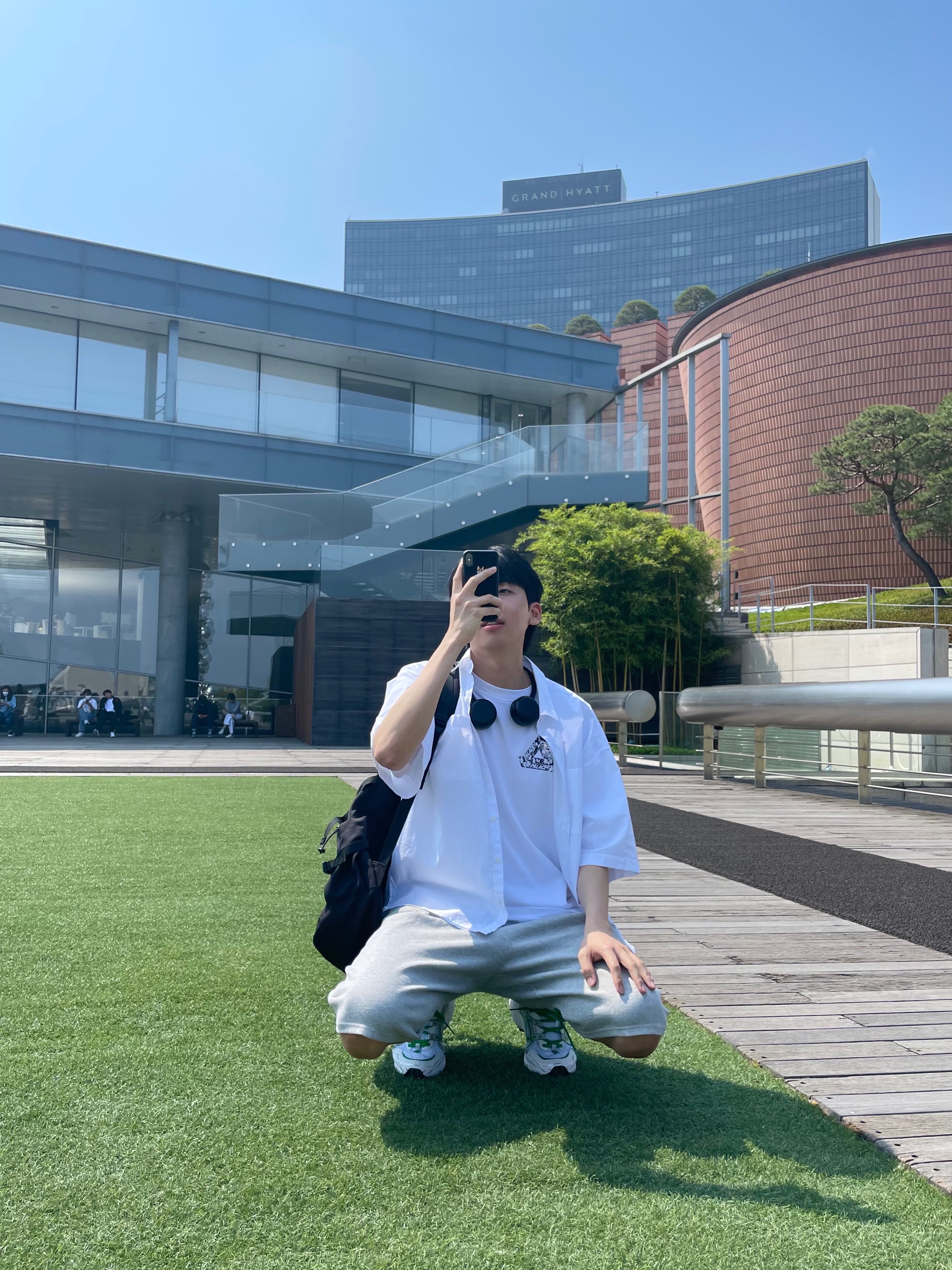 Asics Gel-1090 White Green, Palace Tri-Heads T-Shirt White - 21FW 착용 스타일 - 1