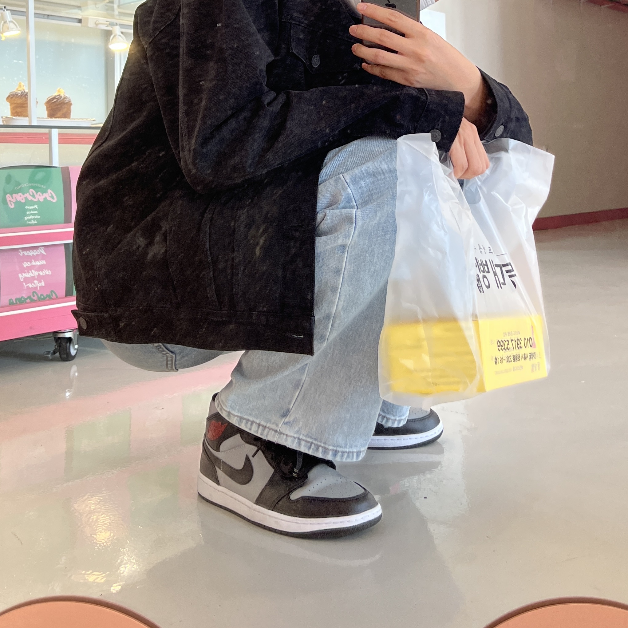 Jordan 1 Mid Shadow 착용 스타일