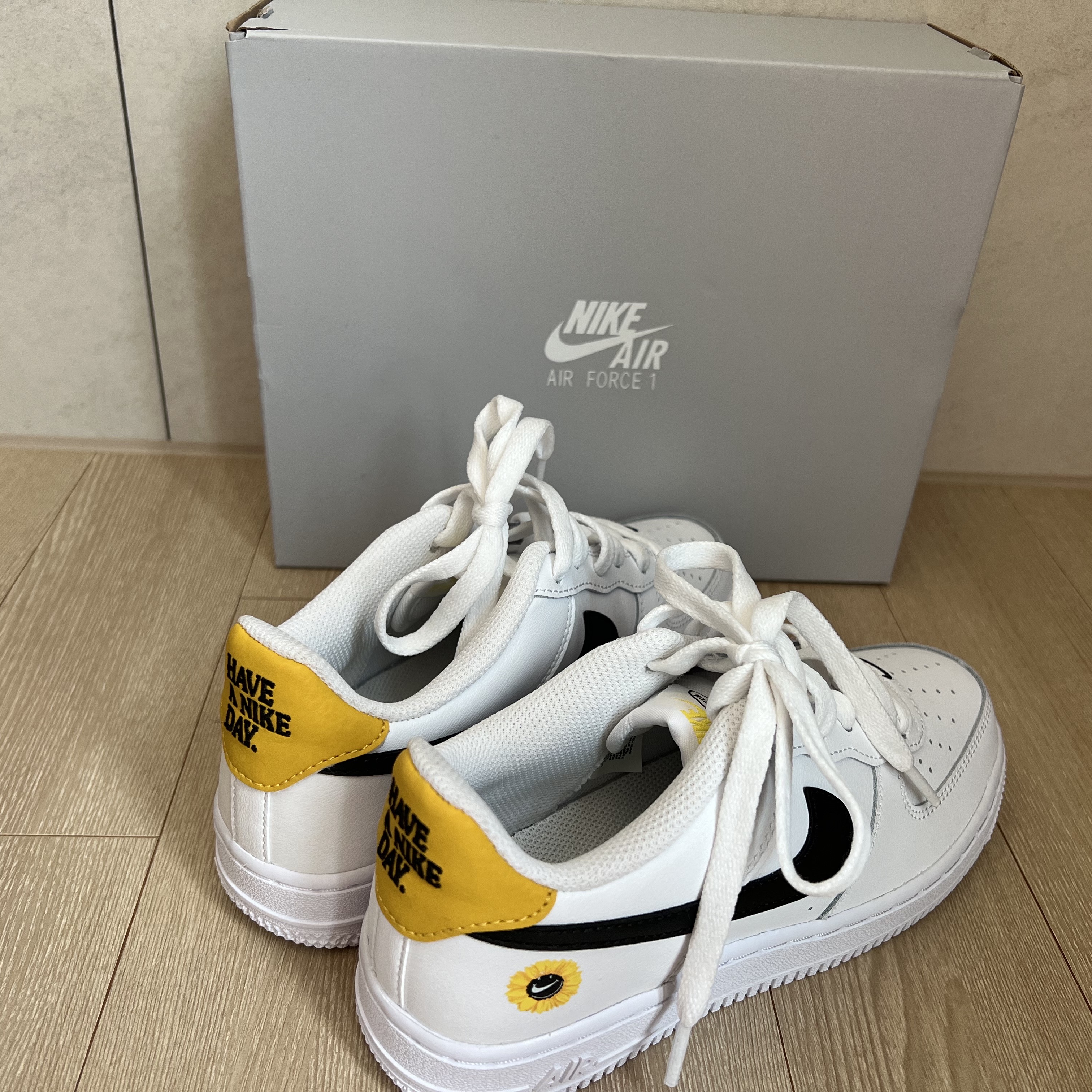 (GS) Nike Air Force 1 LV8 Have a Nike Day 착용 스타일 - 1
