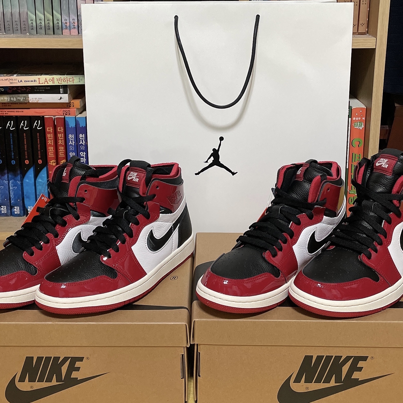 (W) Jordan 1 Zoom Air CMFT Gym Red Black 착용 스타일