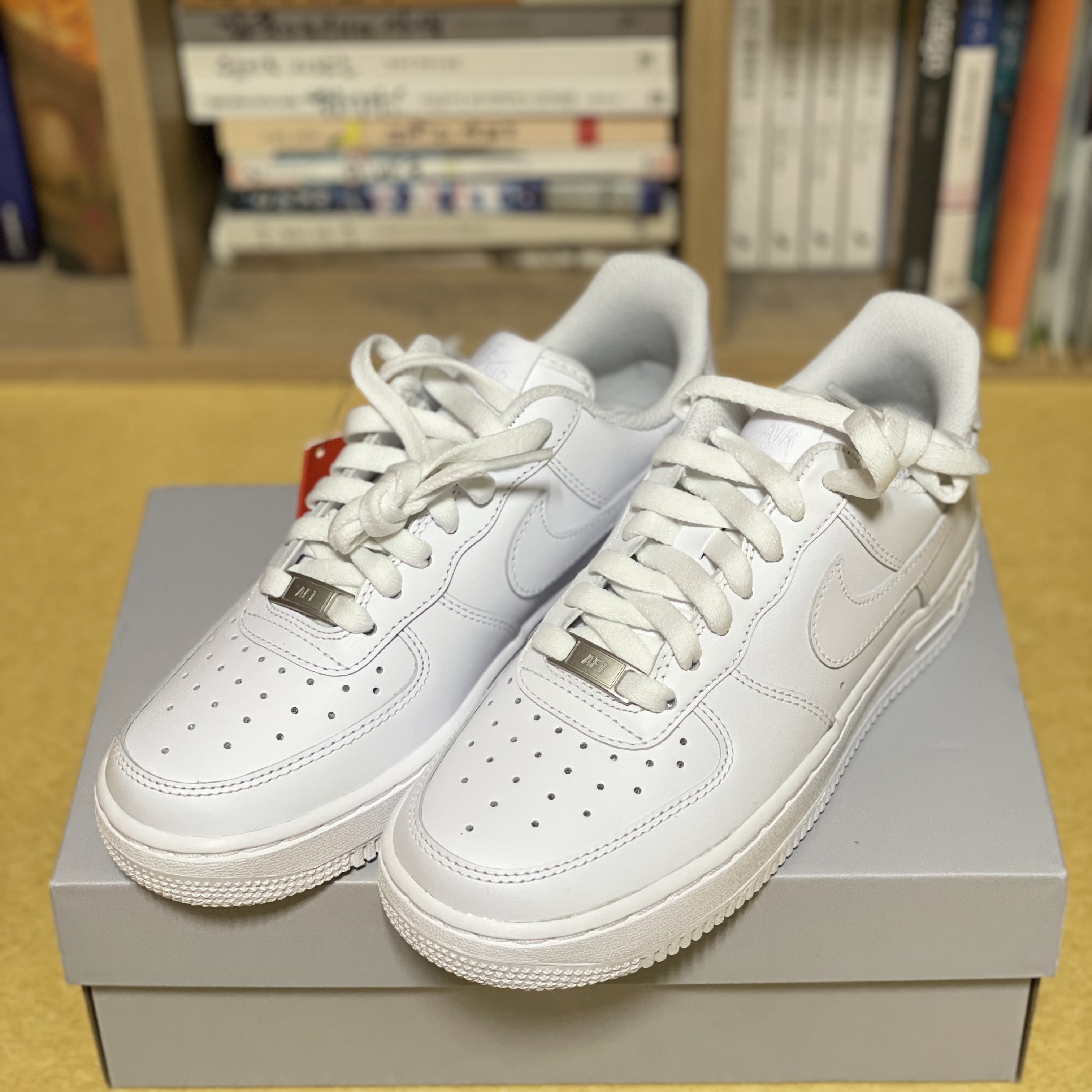 Nike Air Force 1 '07 Low White 착용 스타일