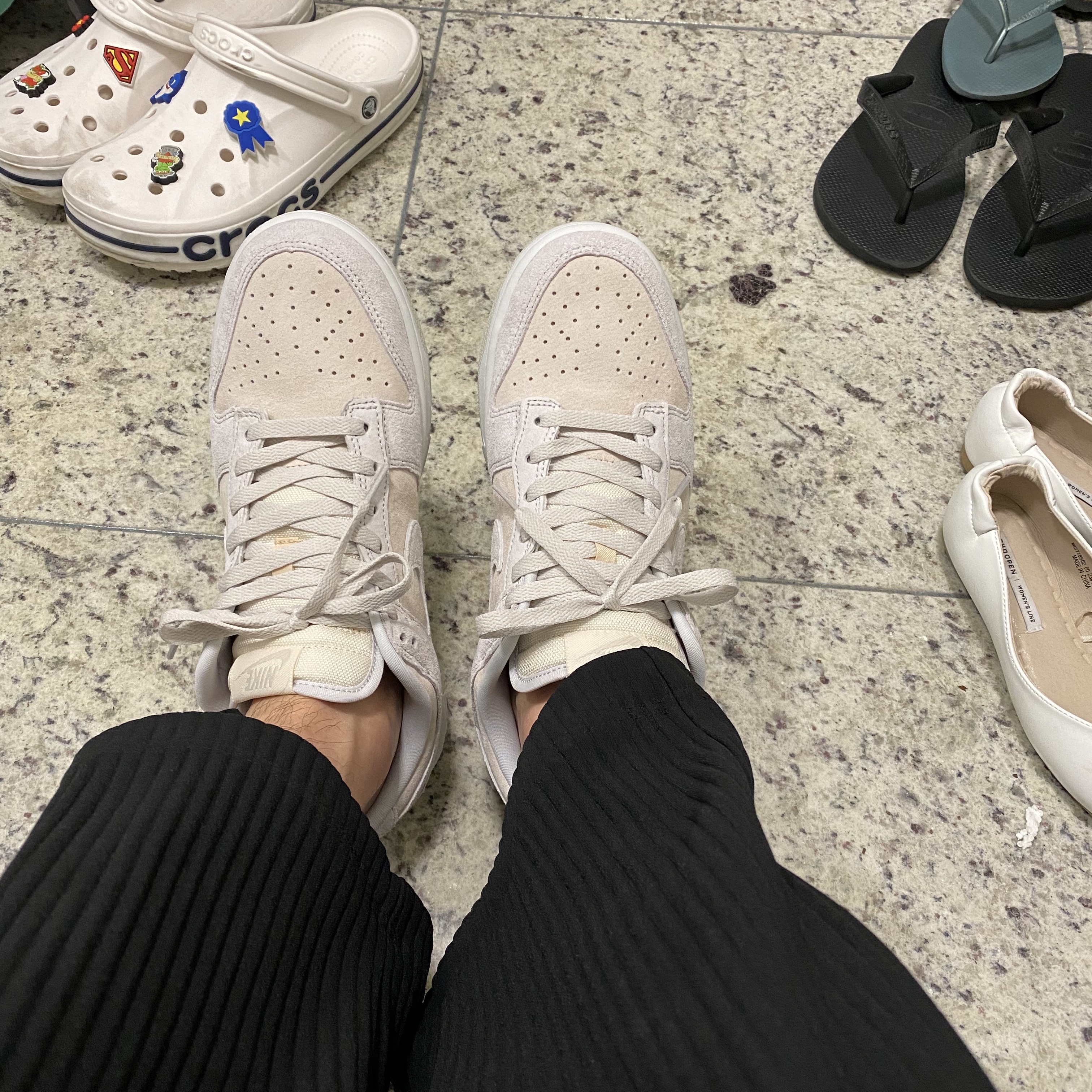 Nike Dunk Low Retro PRM Vast Grey 착용 스타일