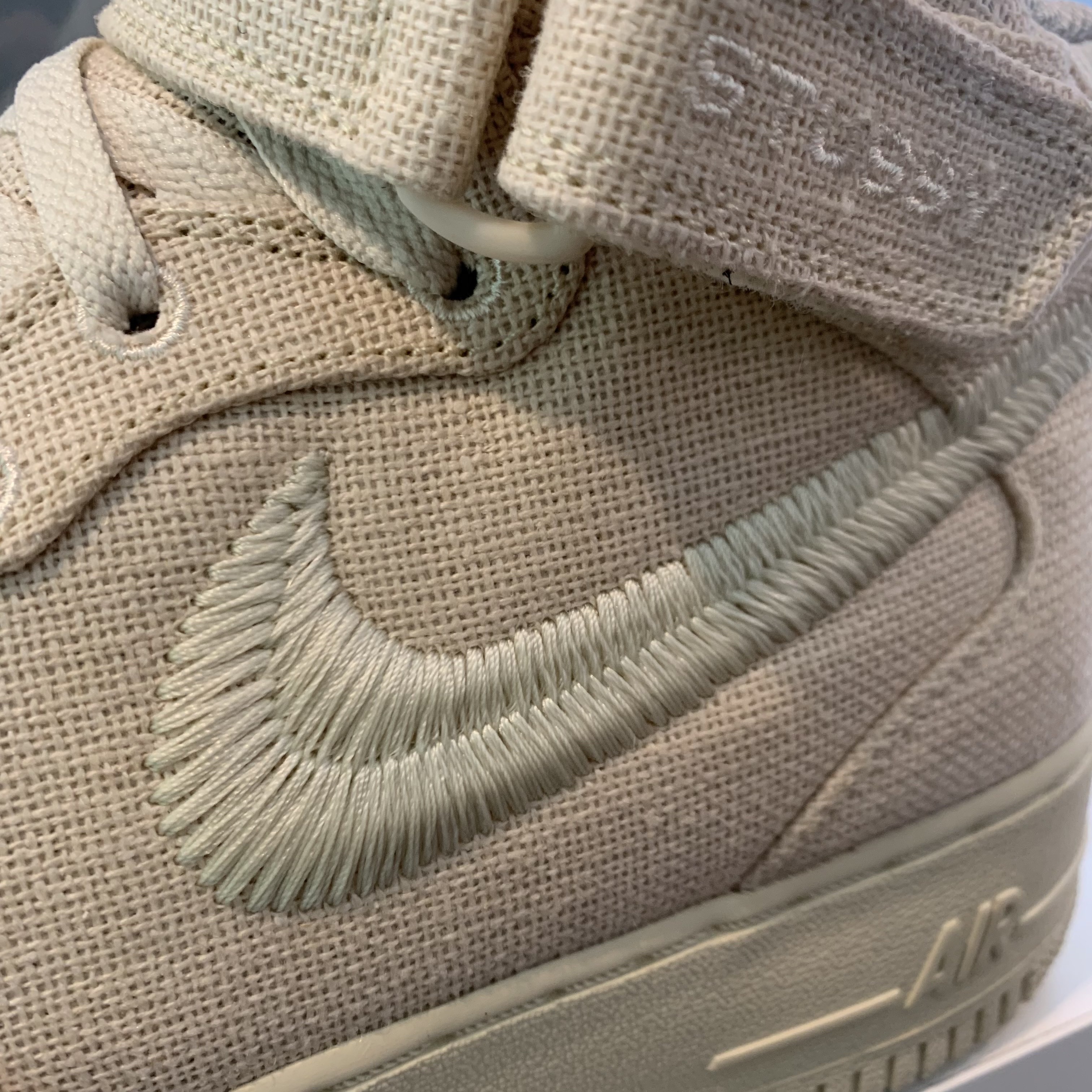 Nike x Stussy Air Force 1 '07 Mid SP Fossil 착용 스타일 - 3