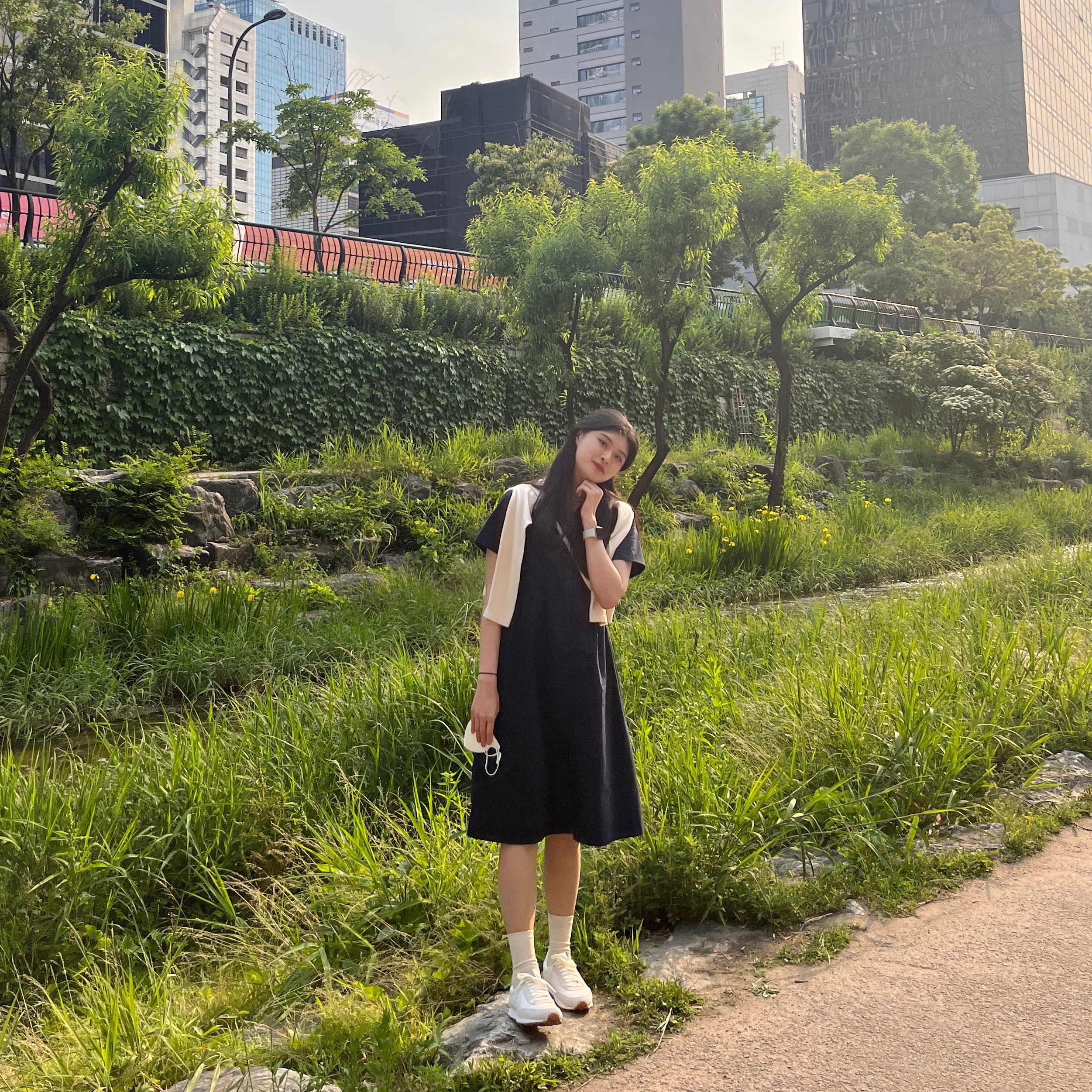 (W) Nike Daybreak Summit White 착용 스타일