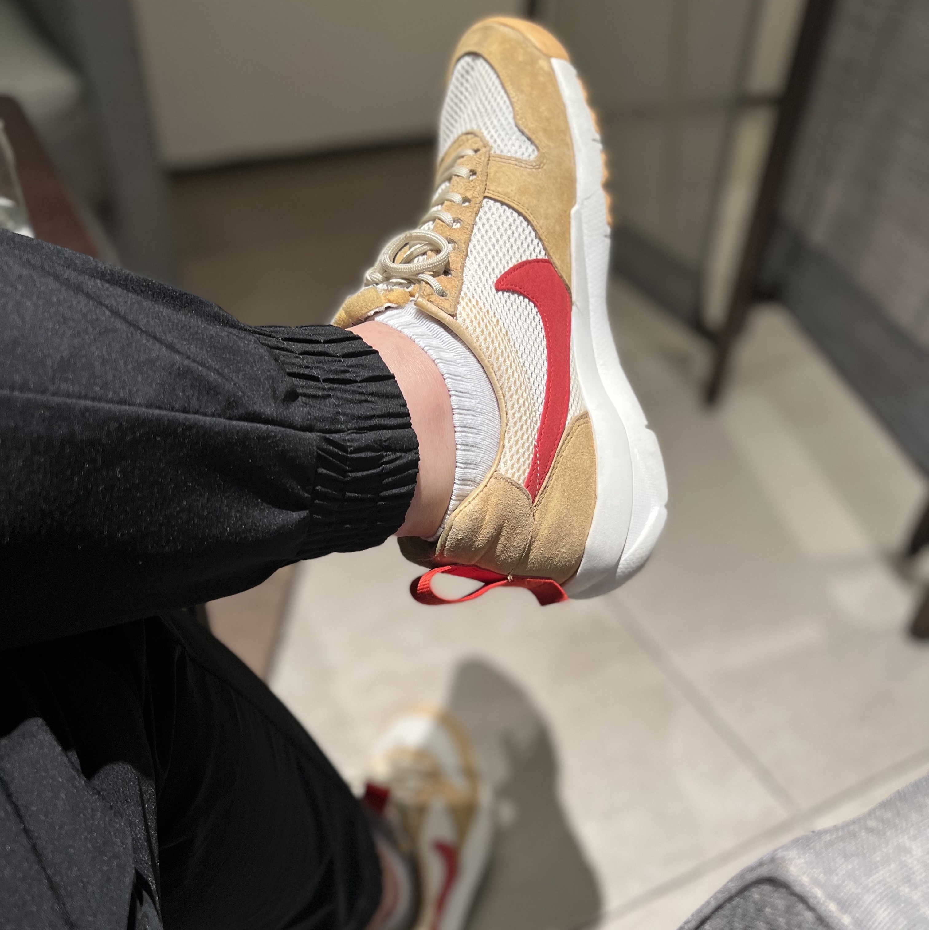 Nike x Tom Sachs Mars Yard Shoe 2.0 Space Camp 착용 스타일
