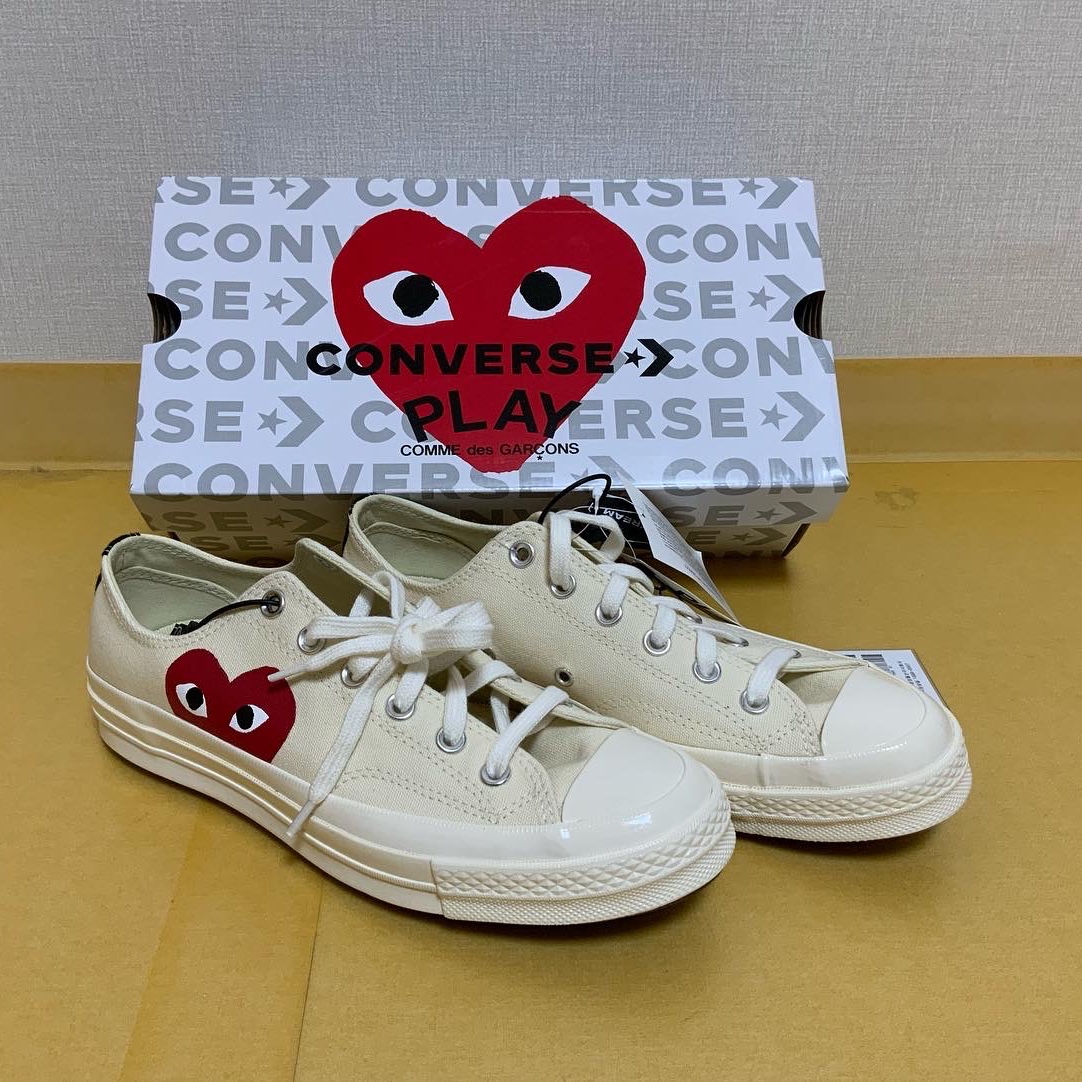 Converse x Play Comme des Garcons Chuck 70 Ox White 착용 스타일