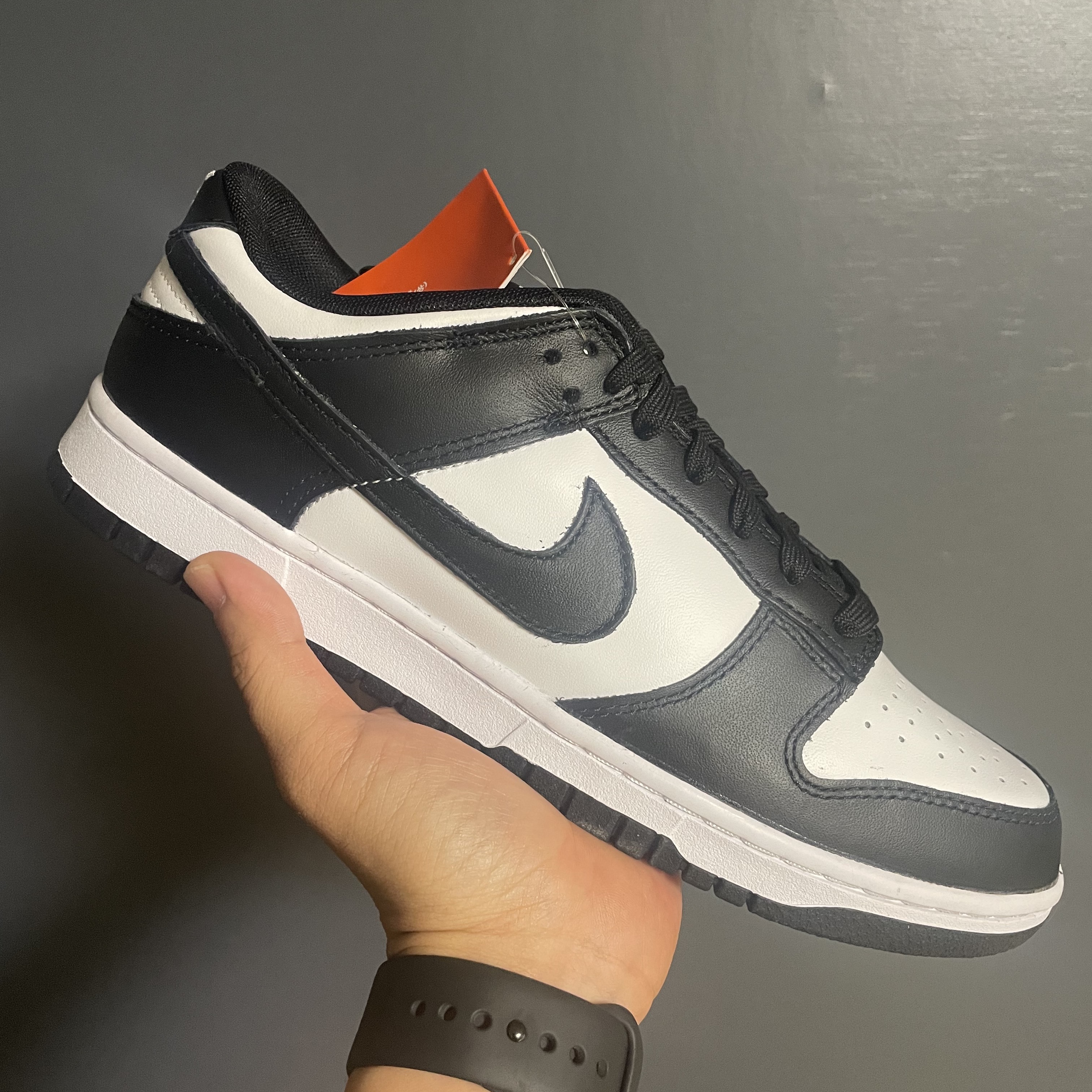Nike Dunk Low Retro Black 착용 스타일