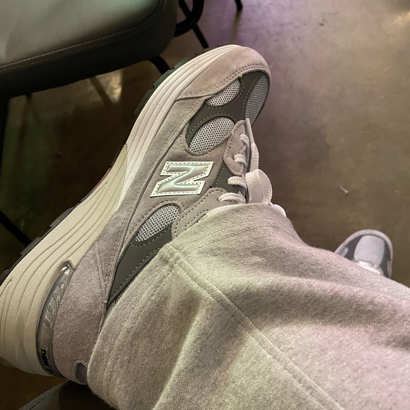New Balance 992 Made in USA Grey - D Standard 착용 스타일 - 3