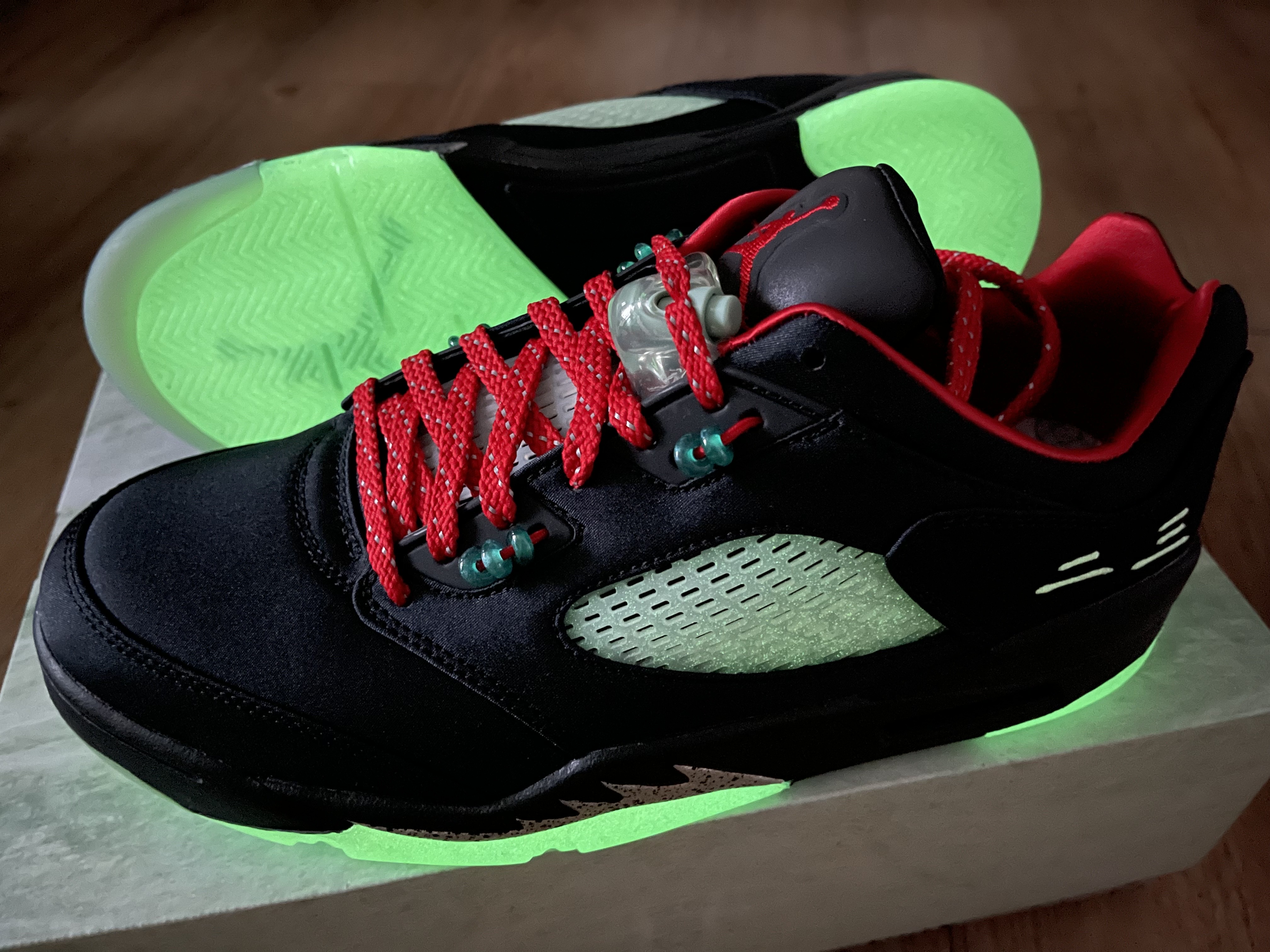 Jordan 5 x Clot Retro Low SP Anthracite 착용 스타일