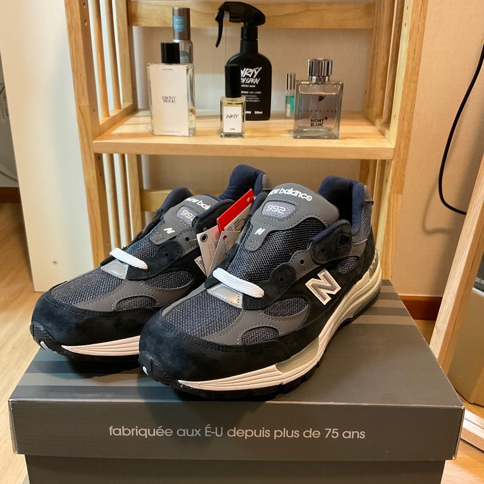 New Balance 992 Made in USA Navy 착용 스타일