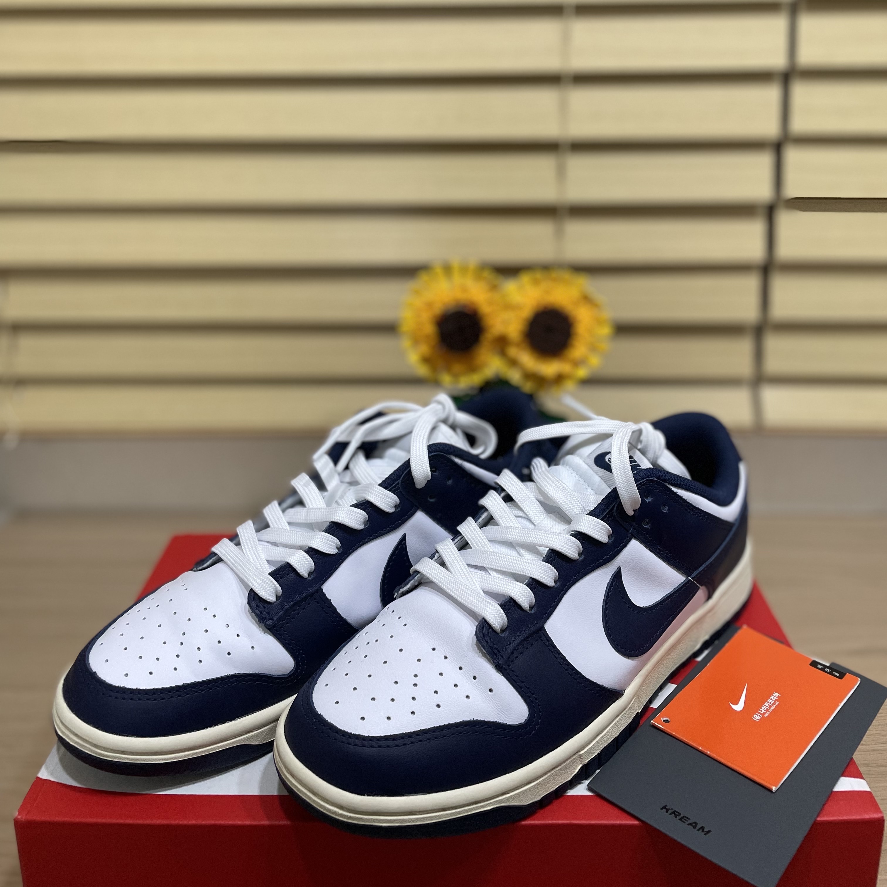 (W) Nike Dunk Low Vintage Midnight Navy 착용 스타일