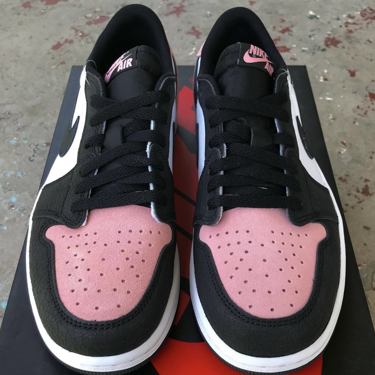 Jordan 1 Retro Low OG Bleached Coral, (GS) Jordan 1 Low OG Bleached Coral 착용 스타일 - 4