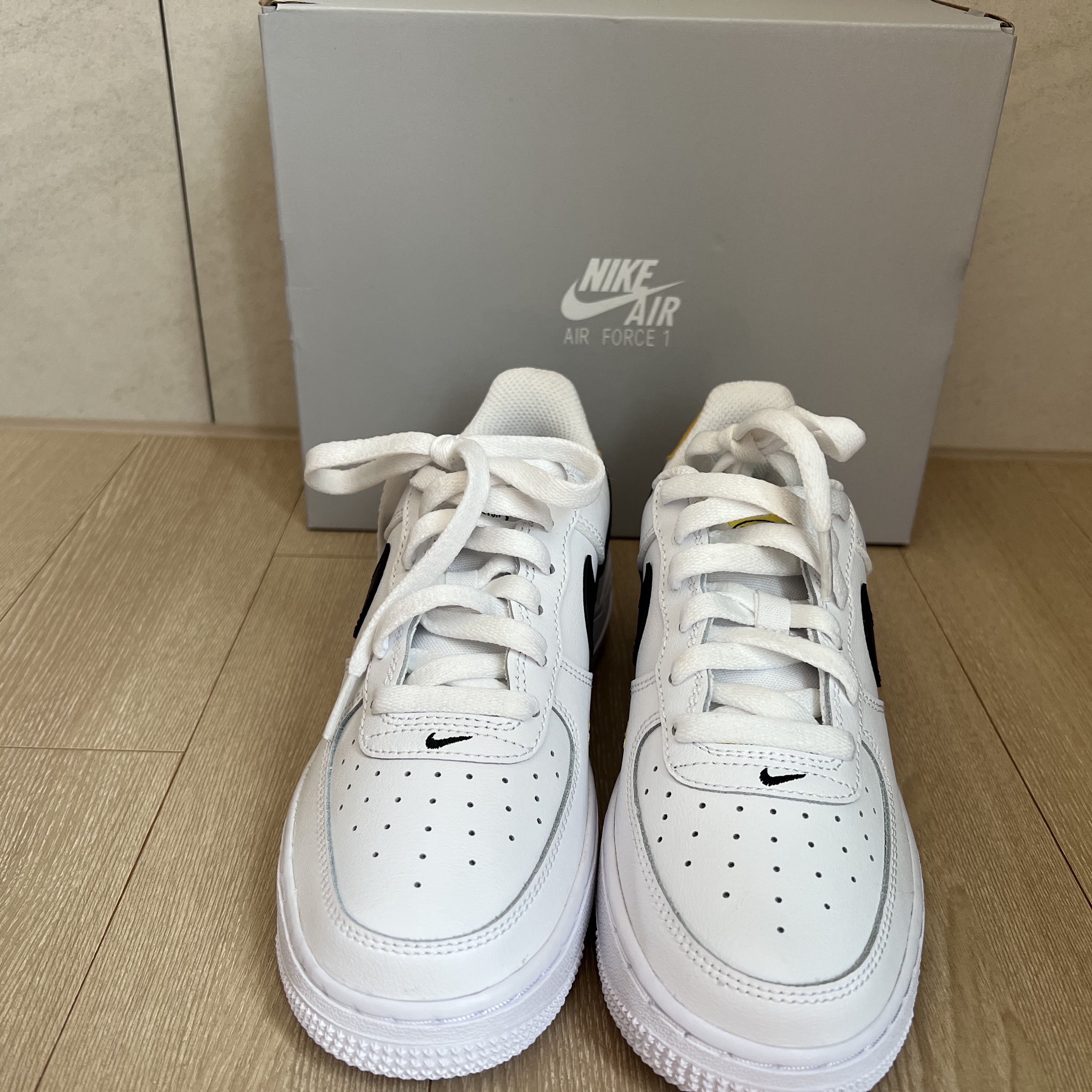 (GS) Nike Air Force 1 LV8 Have a Nike Day 착용 스타일 - 2