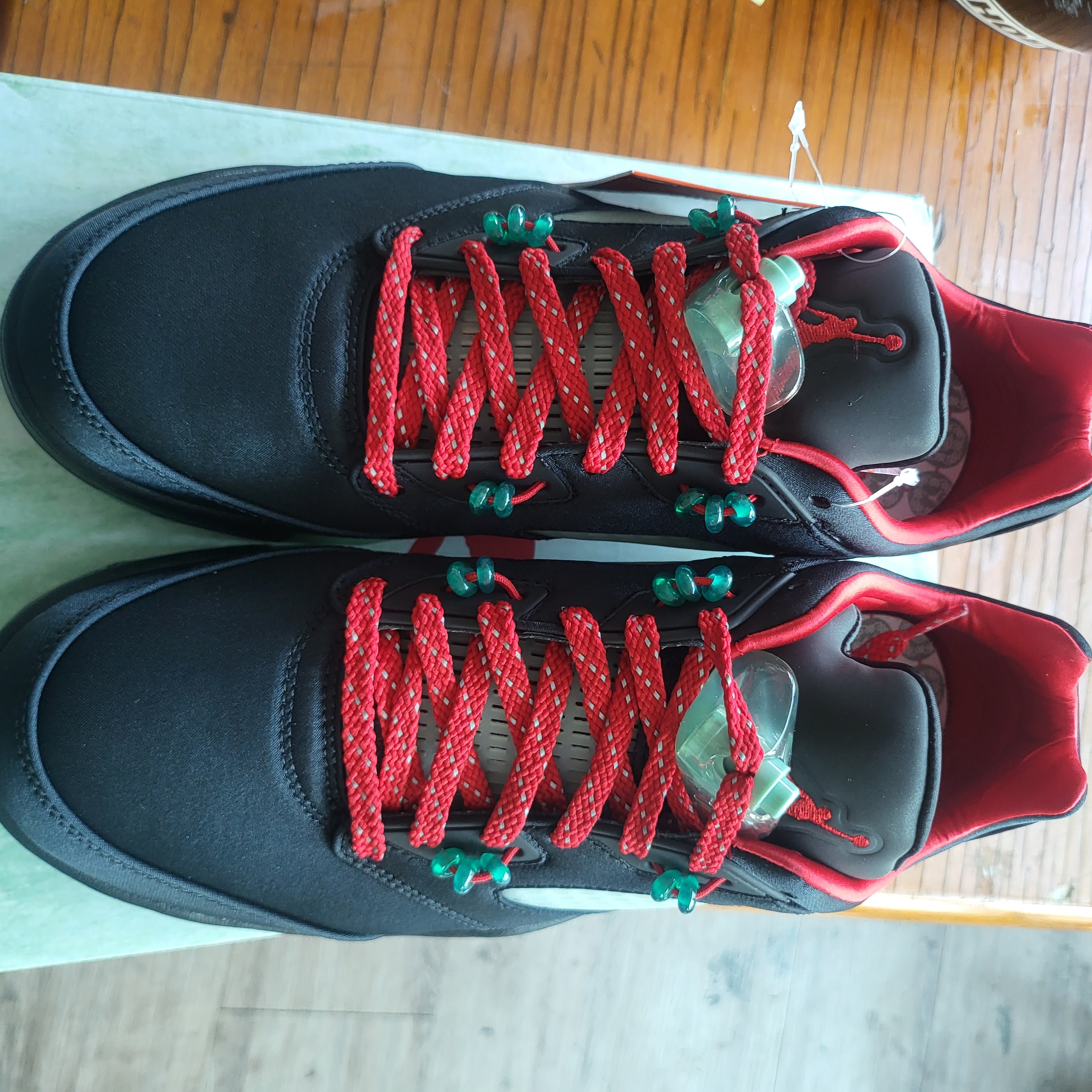 Jordan 5 x Clot Retro Low SP Anthracite 착용 스타일 - 2