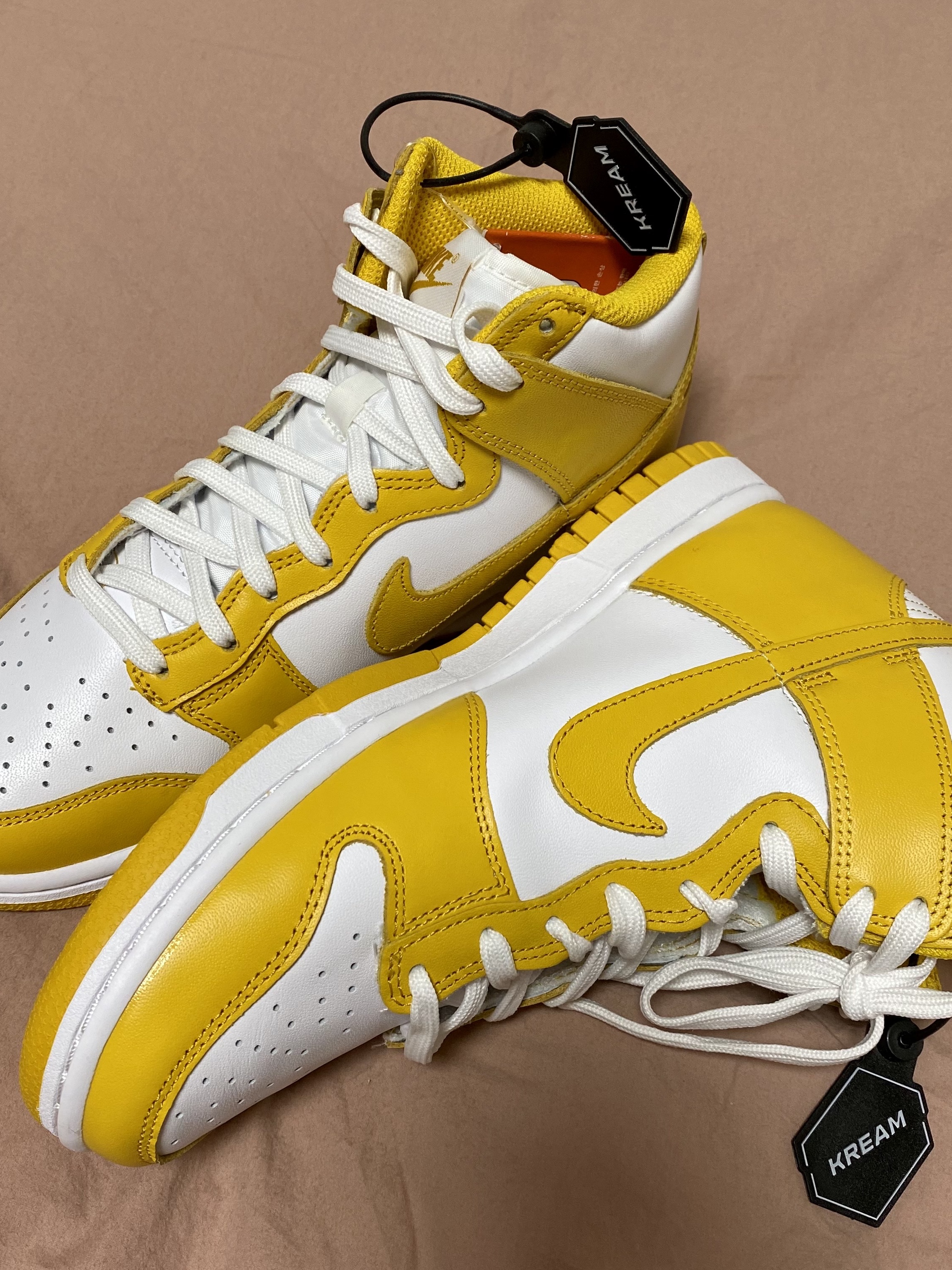 (W) Nike Dunk High Dark Sulfur 착용 스타일 - 3