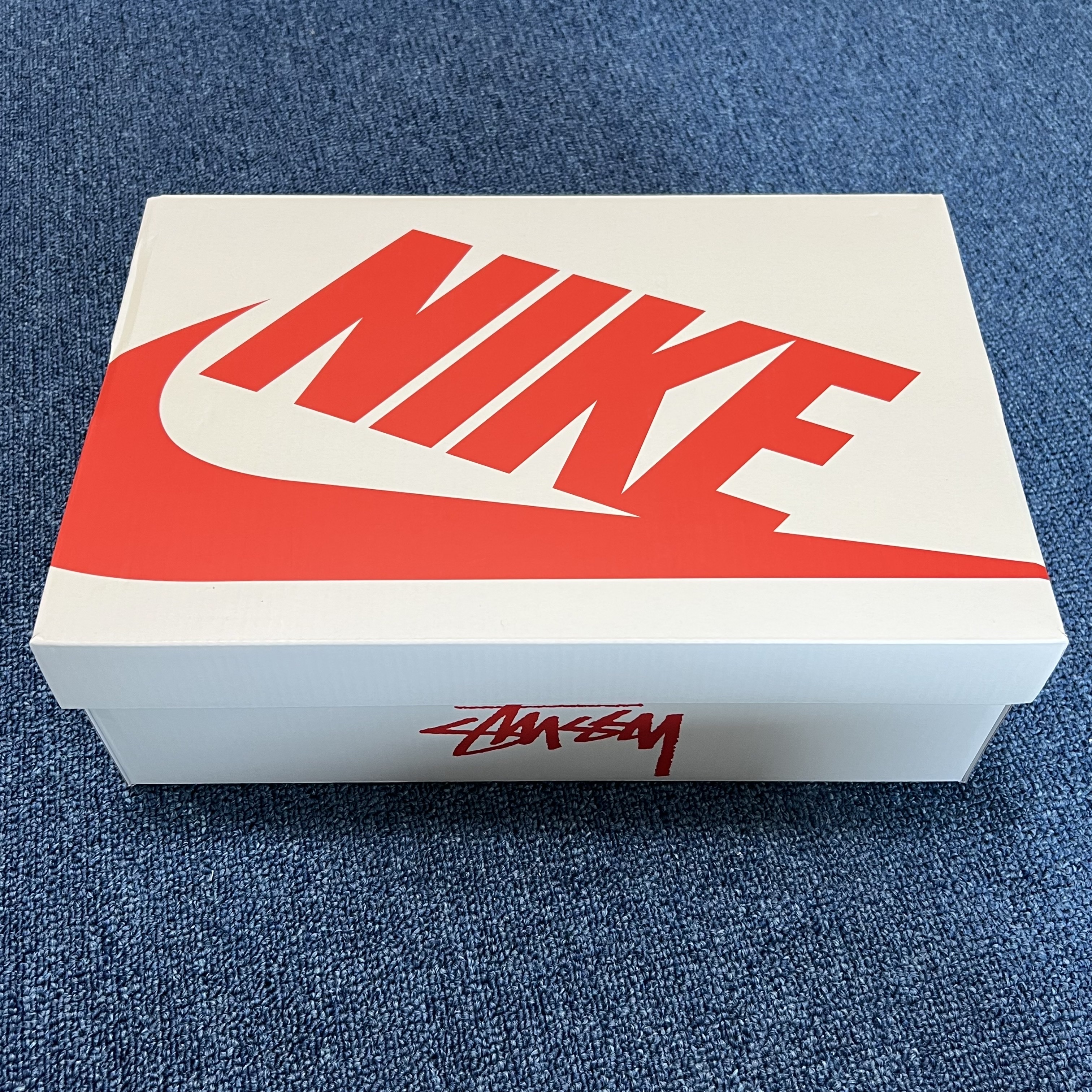 Nike x Stussy Air Force 1 '07 Mid SP Black and Light Bone 착용 스타일 - 1